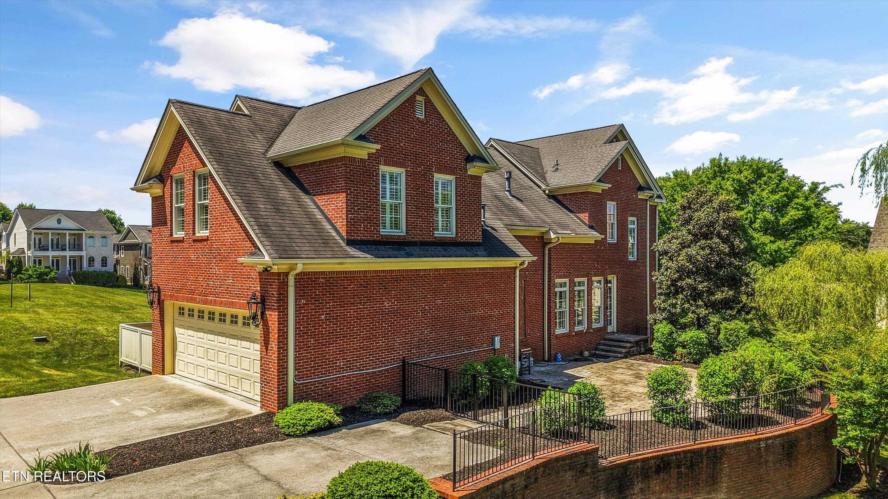 256 Ivy Gate Lane Knoxville TN 37934