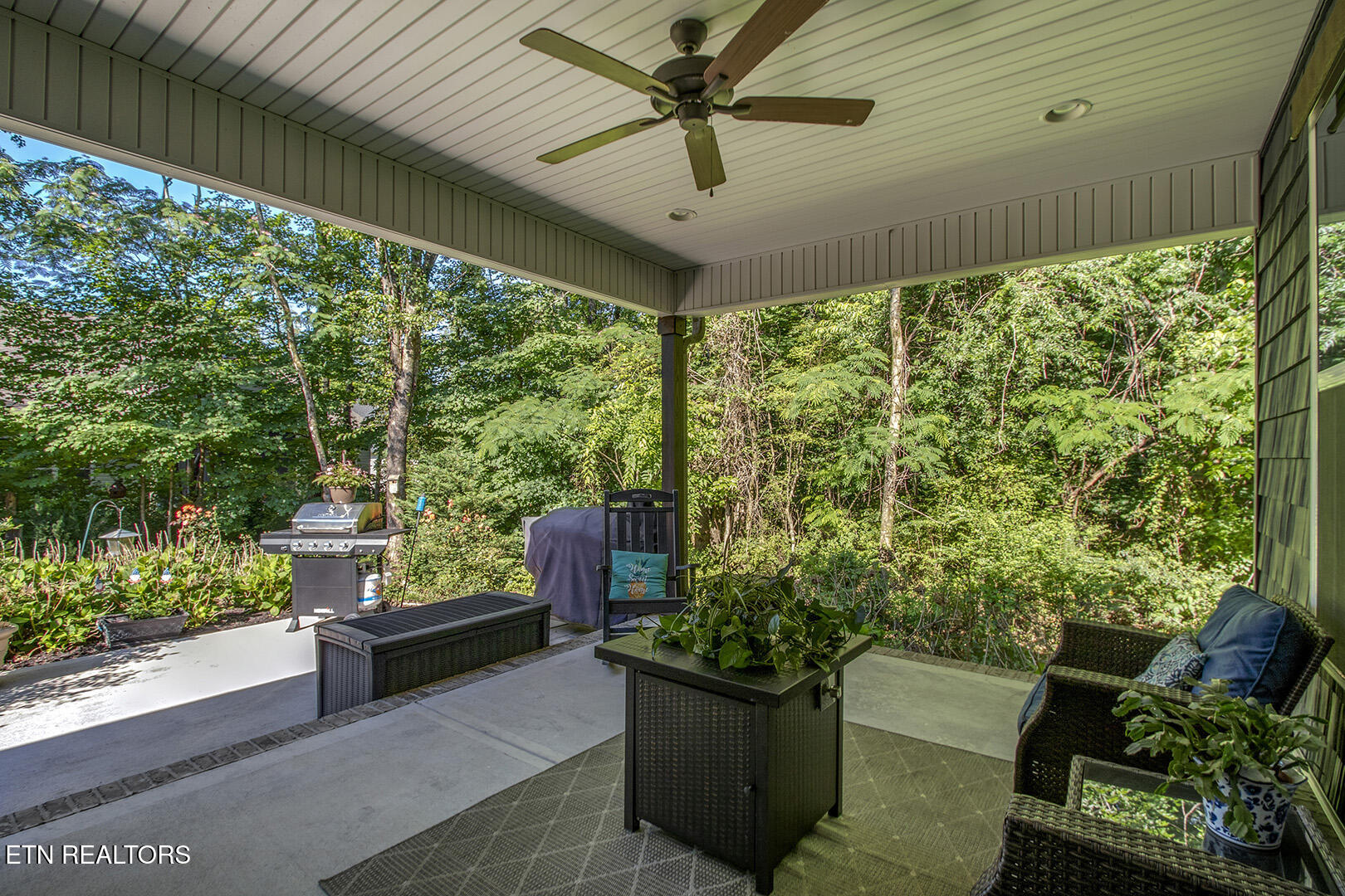 167 Tsuhdatsi Way Loudon TN 37774