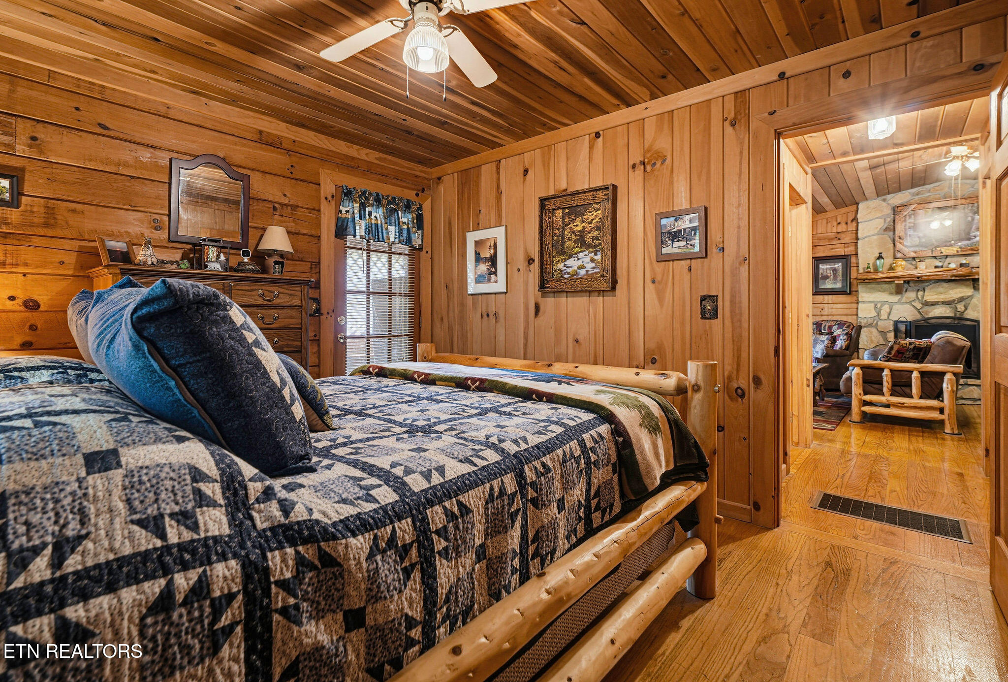 2934 Heavens Path Way Sevierville TN 37862