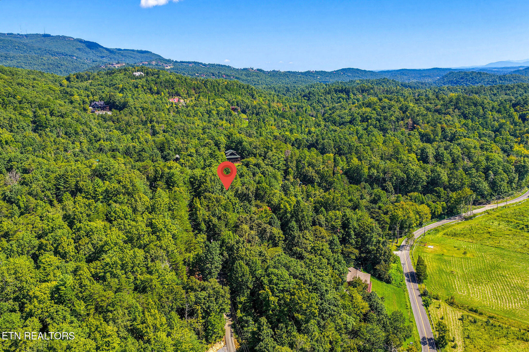 2934 Heavens Path Way Sevierville TN 37862