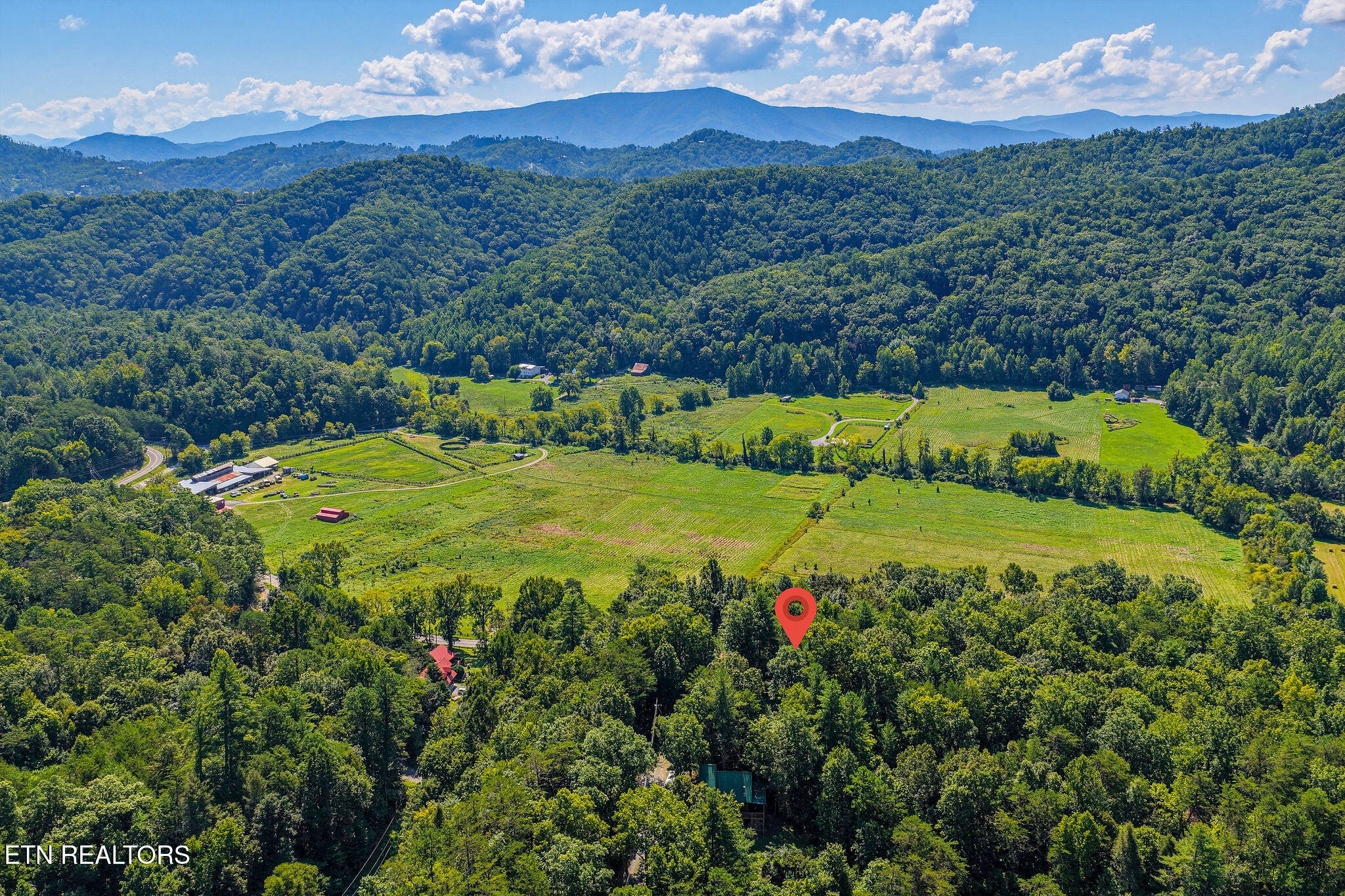 2934 Heavens Path Way Sevierville TN 37862