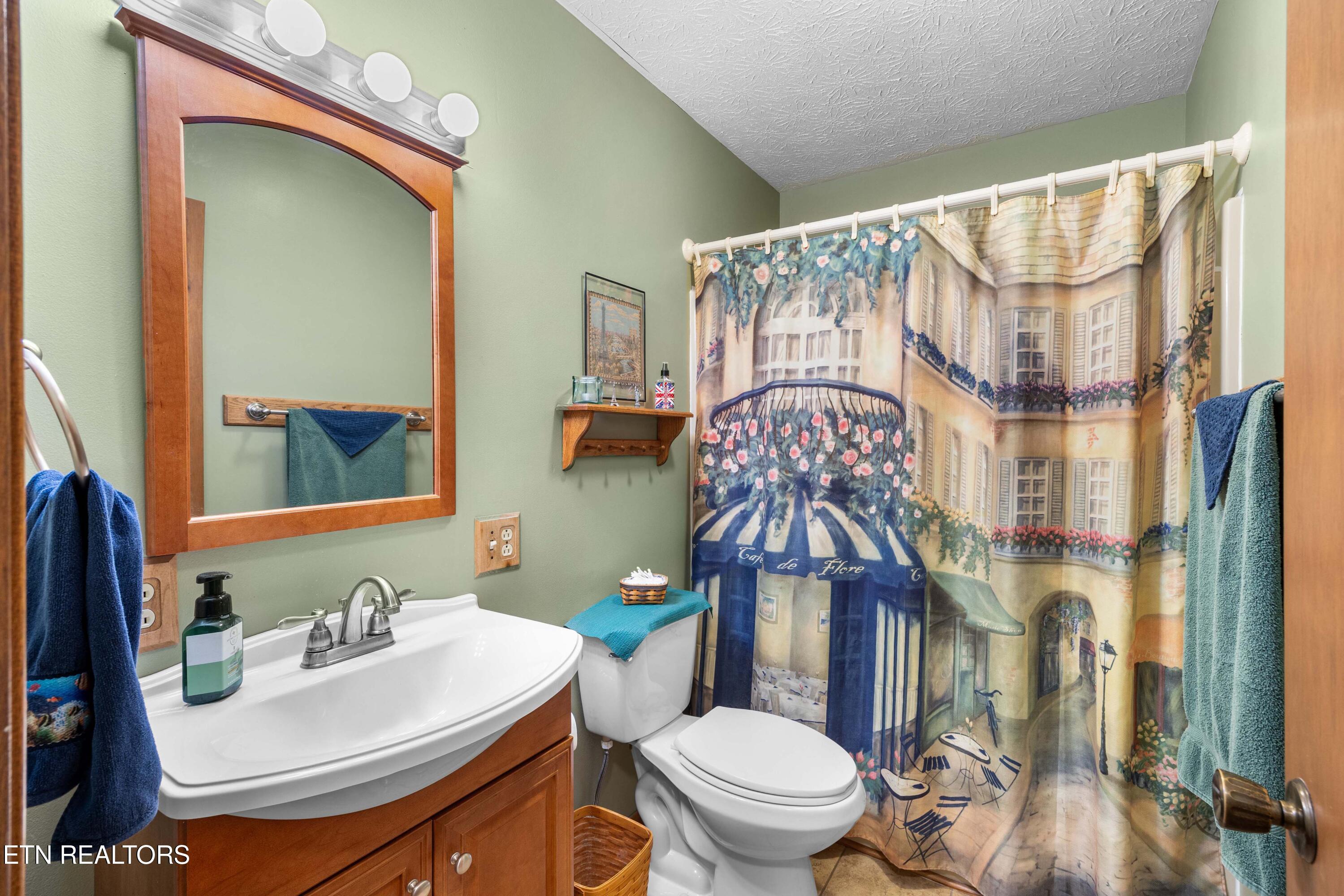 100 Pioneer Drive Clinton TN 37716