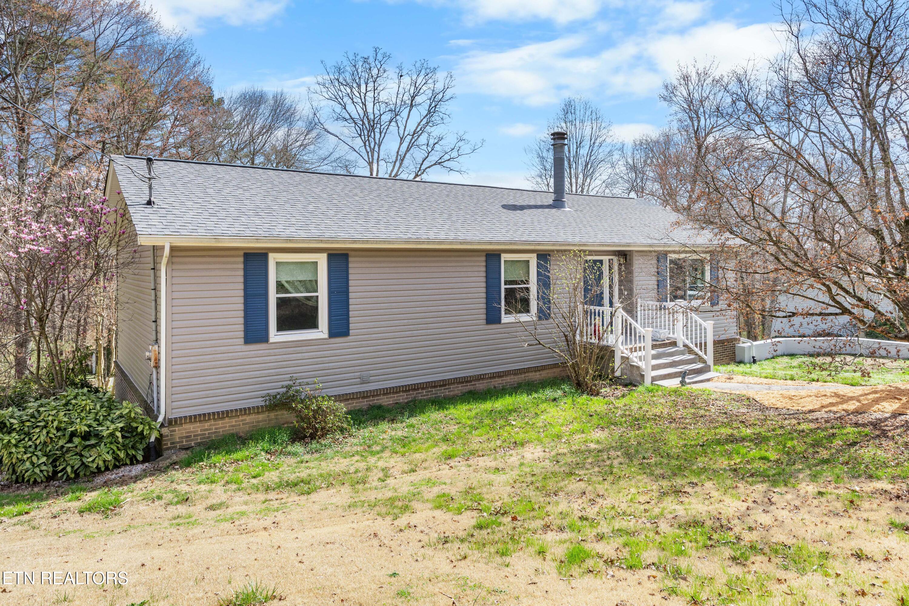 100 Pioneer Drive Clinton TN 37716
