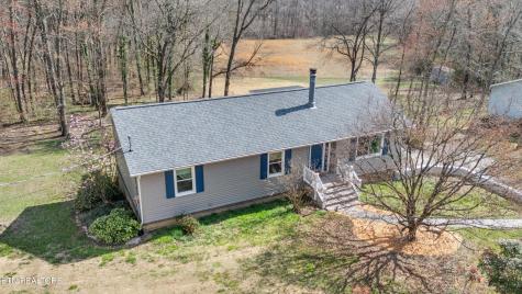 100 Pioneer Drive Clinton TN 37716