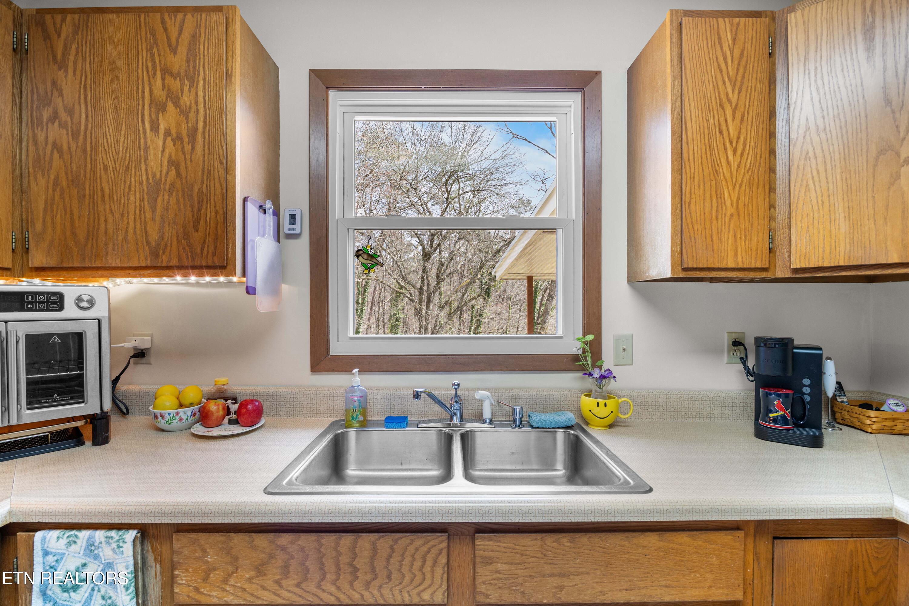 100 Pioneer Drive Clinton TN 37716