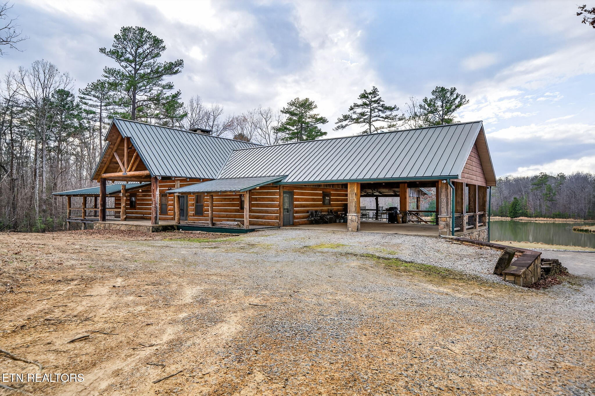 672 Falls Road Monterey TN 38574