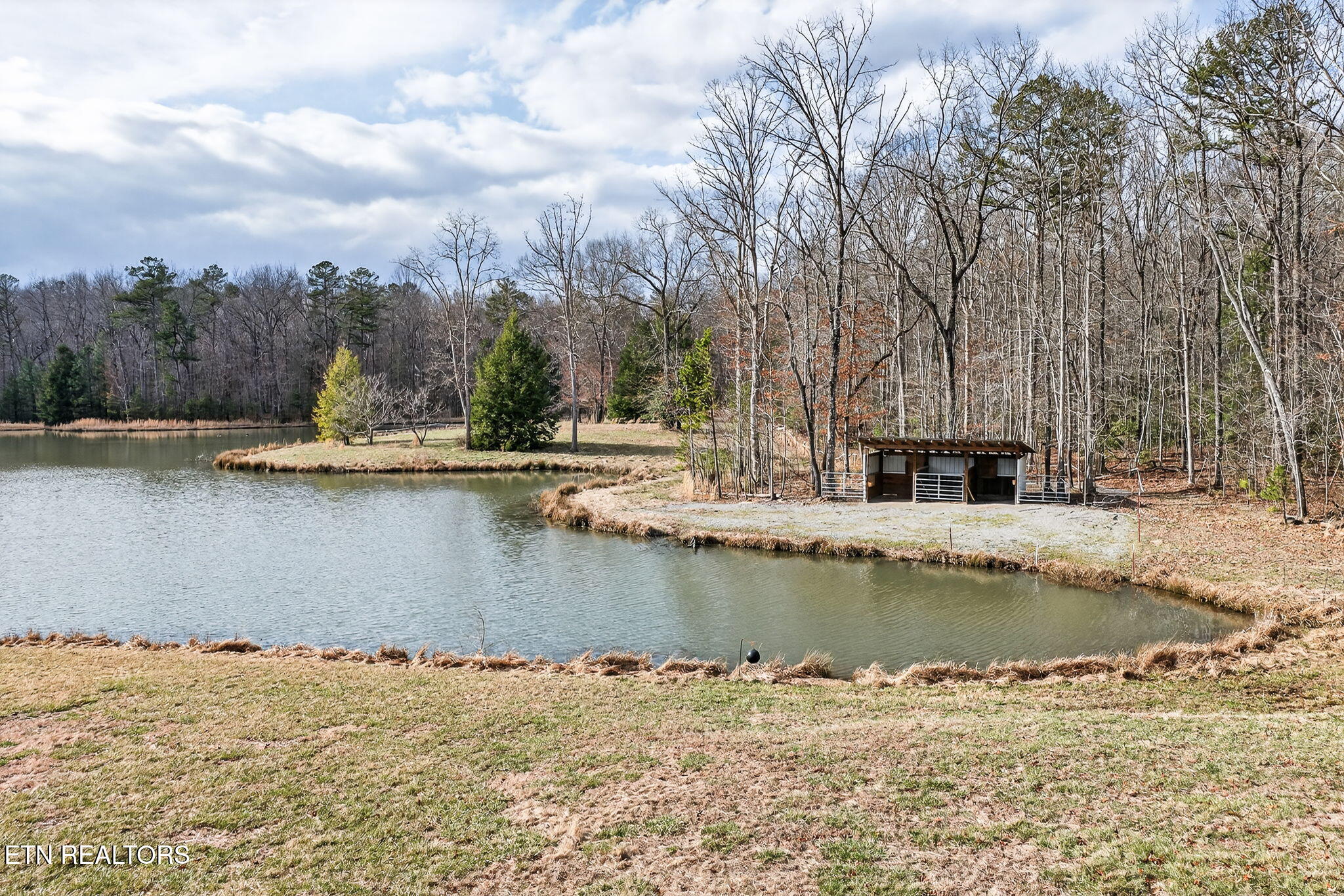 672 Falls Road Monterey TN 38574