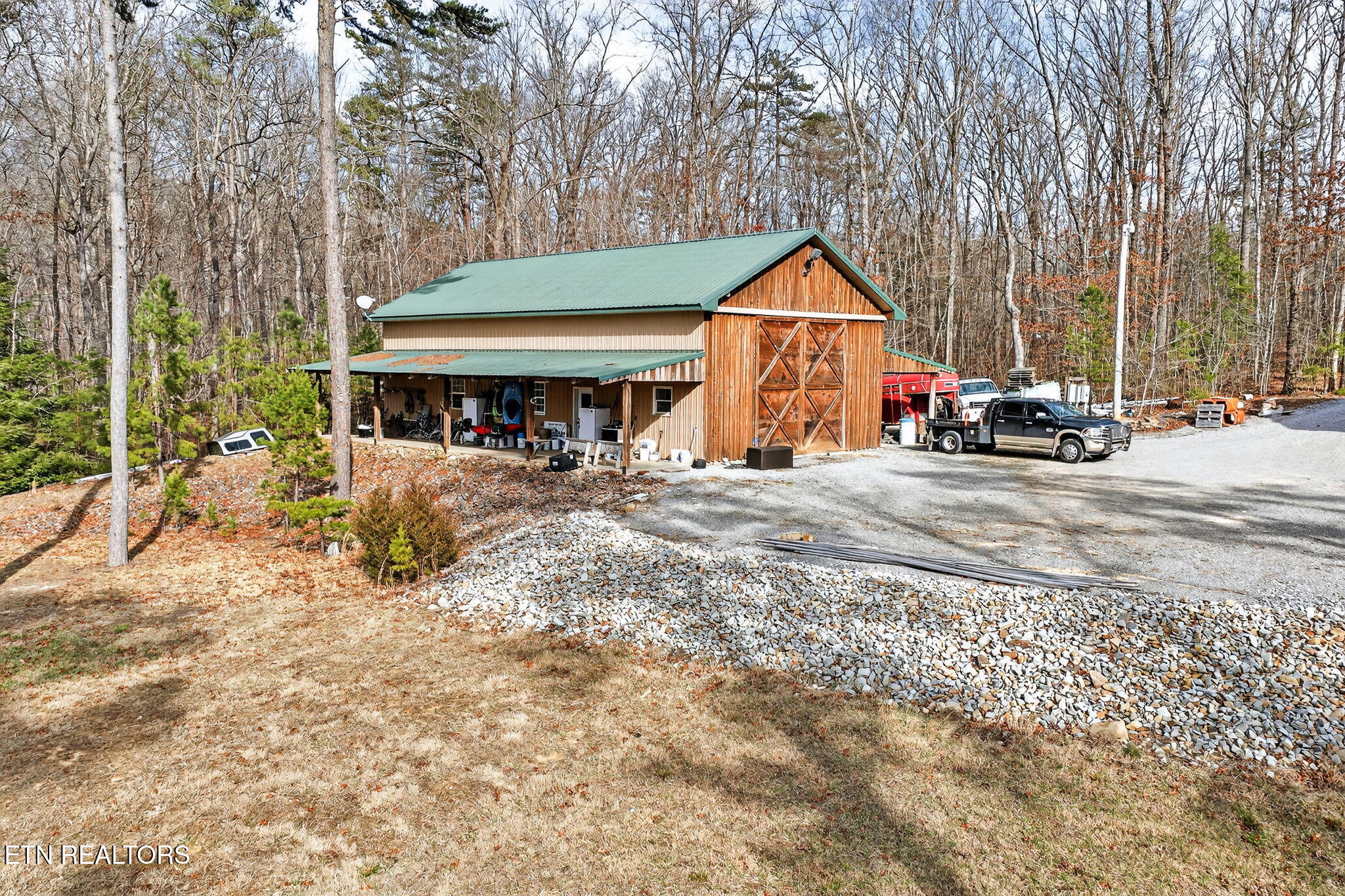 672 Falls Road Monterey TN 38574