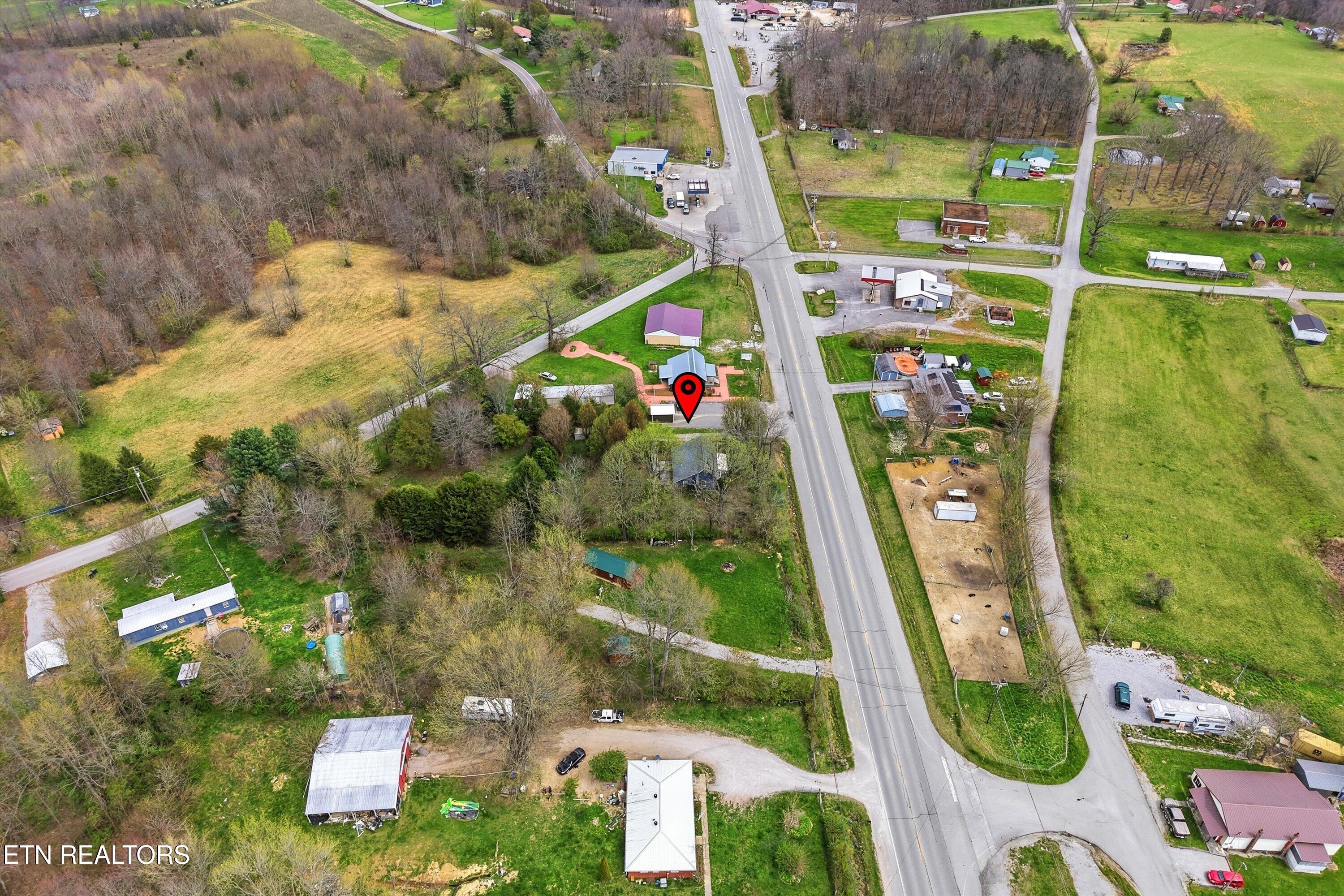 9457 Crossville Highway Sparta TN 38583