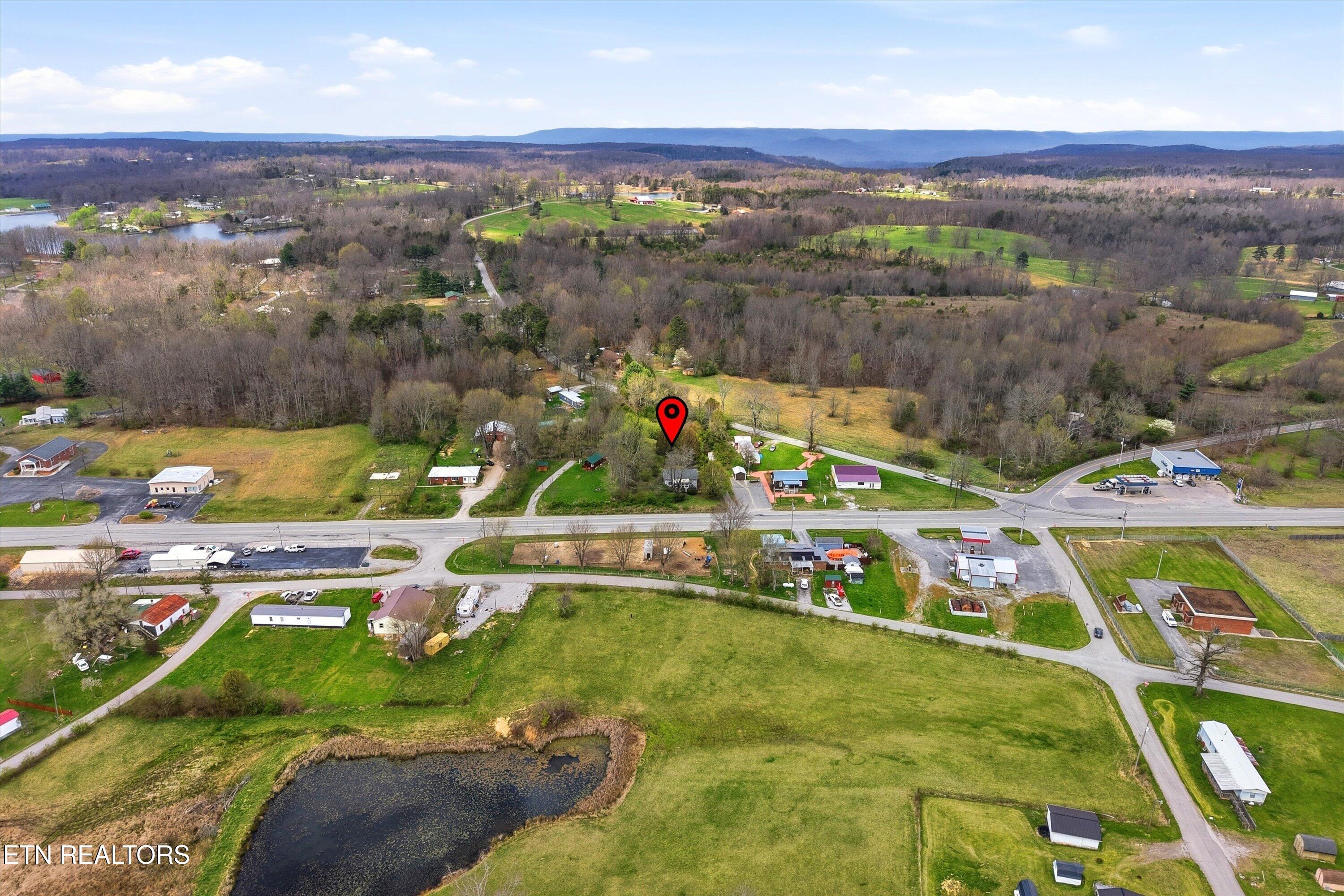 9457 Crossville Highway Sparta TN 38583