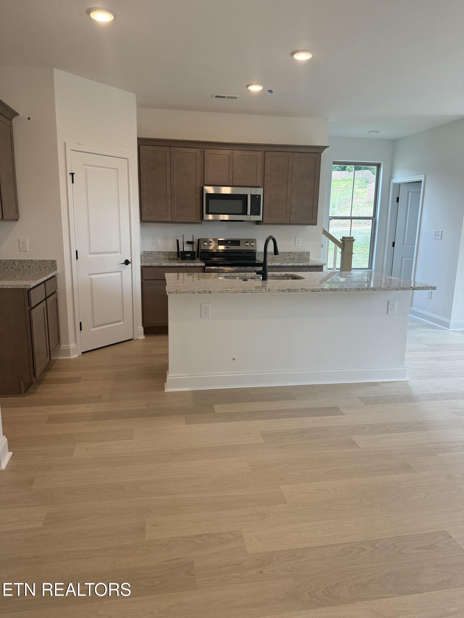 1705 Bennett Village Drive Maryville TN 37804