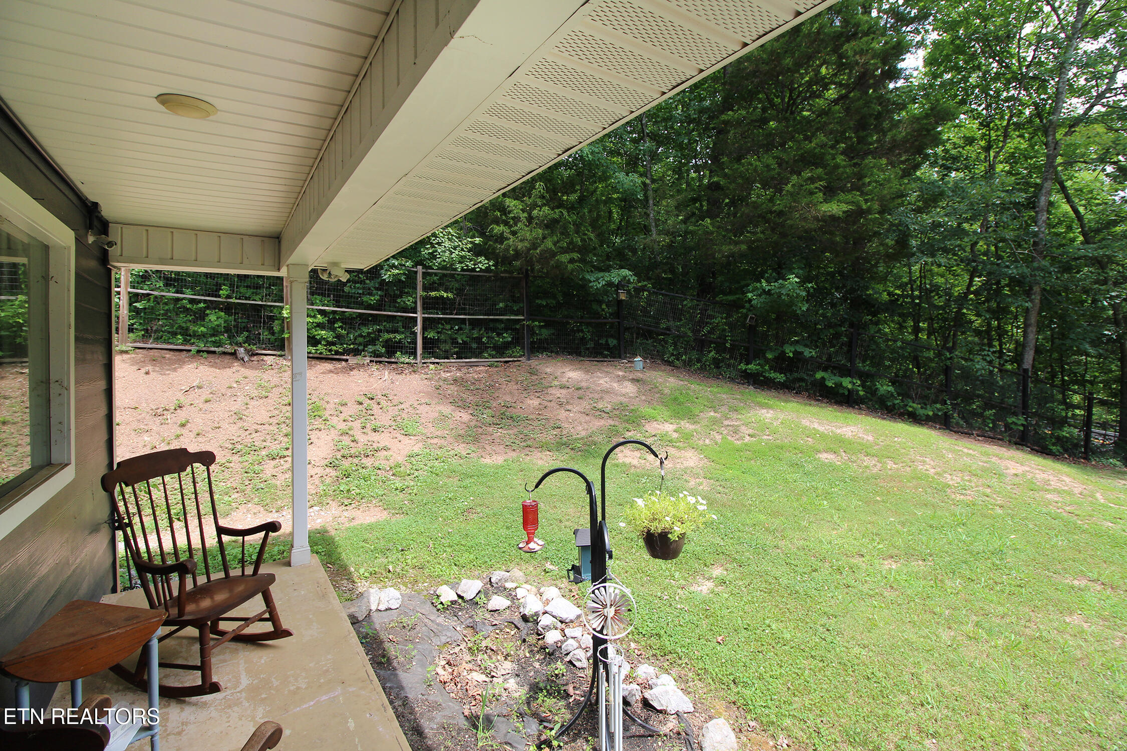 1617 N Campbell Station Road Knoxville TN 37932