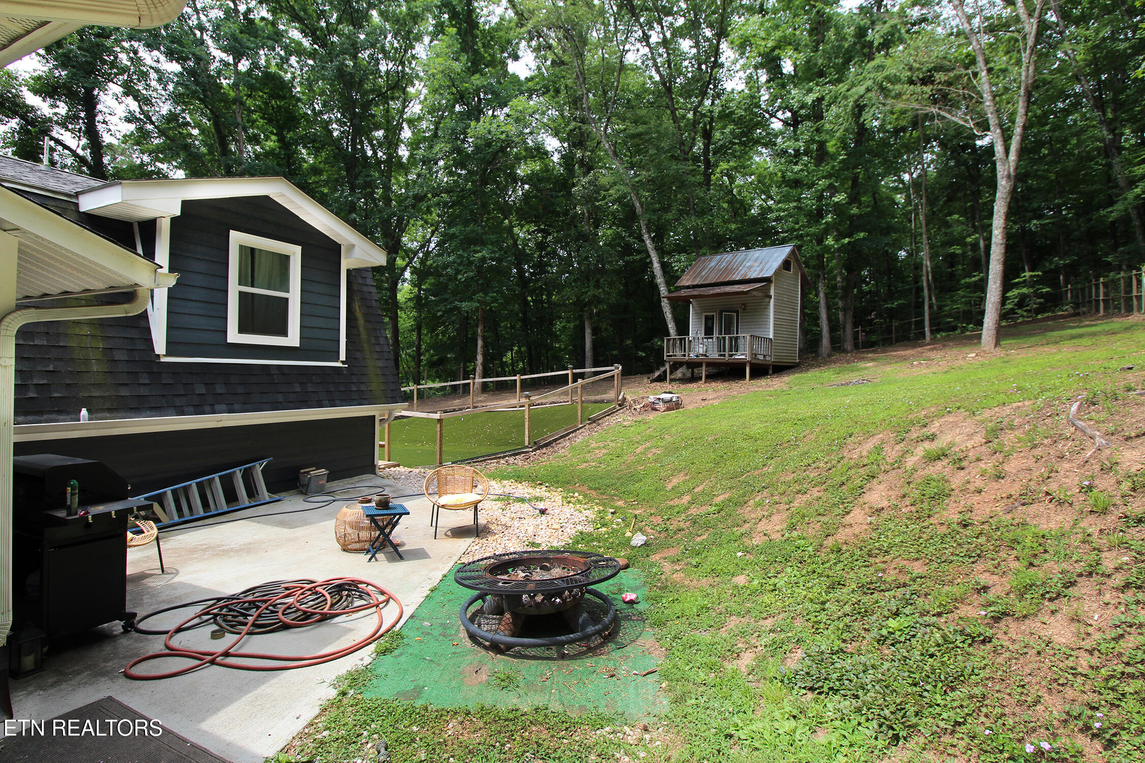 1617 N Campbell Station Road Knoxville TN 37932