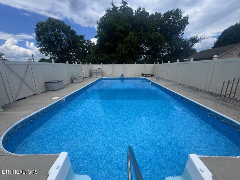 110 Legacy Drive Madisonville TN 37354