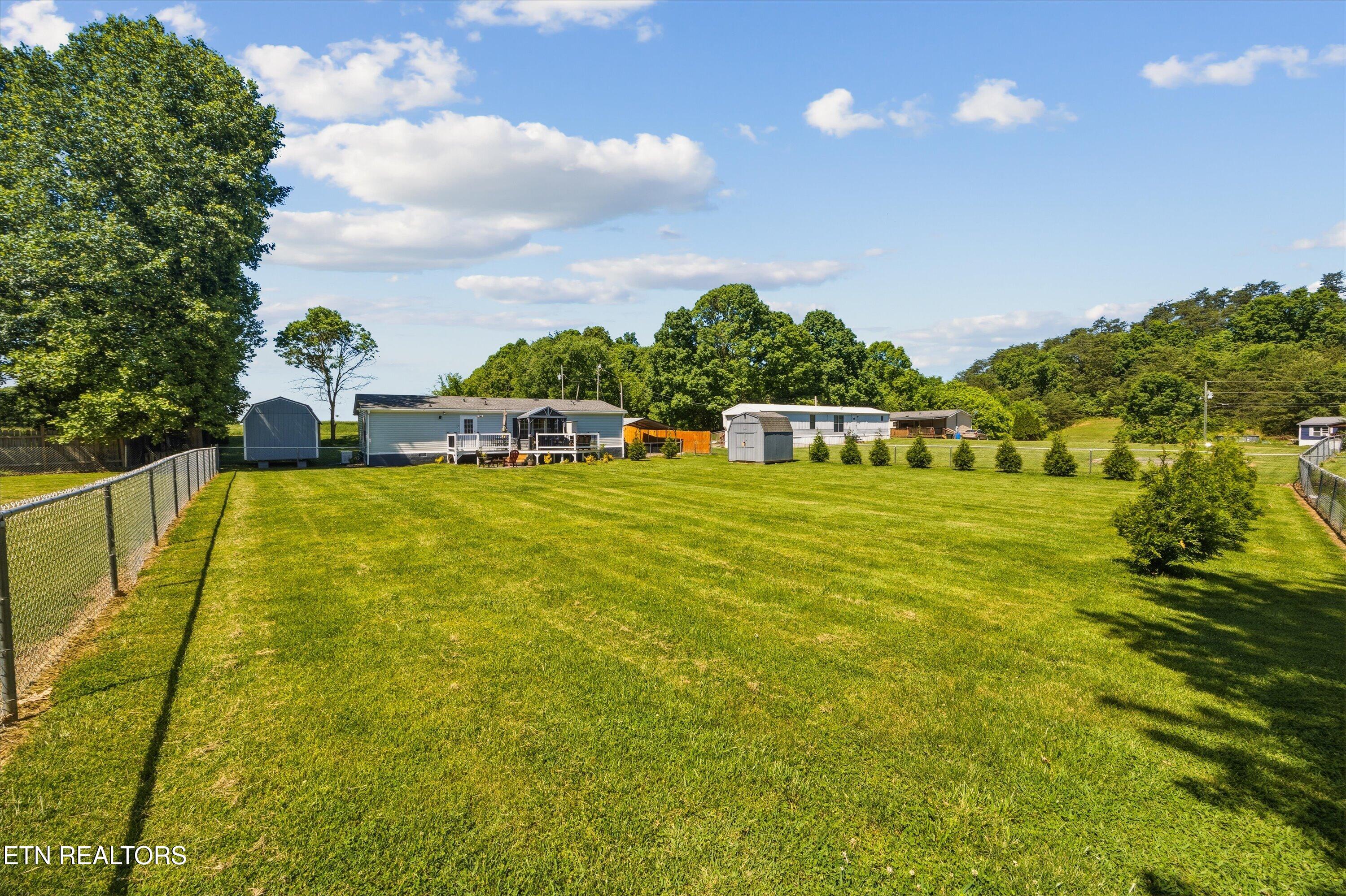 634 Nursery Road Dandridge TN 37725