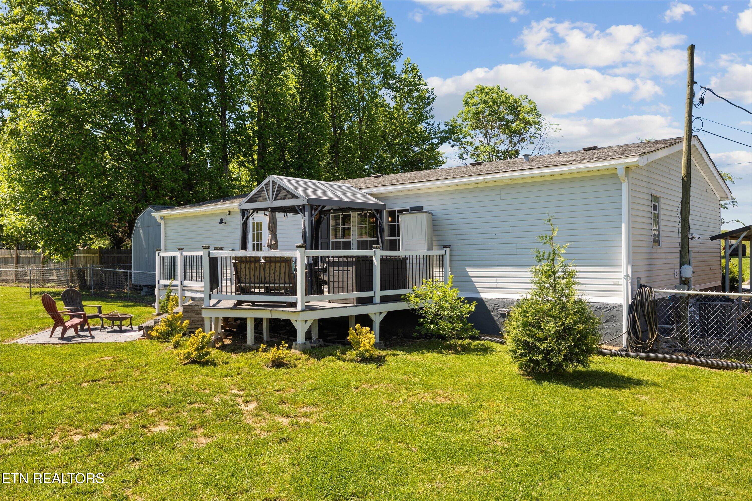 634 Nursery Road Dandridge TN 37725