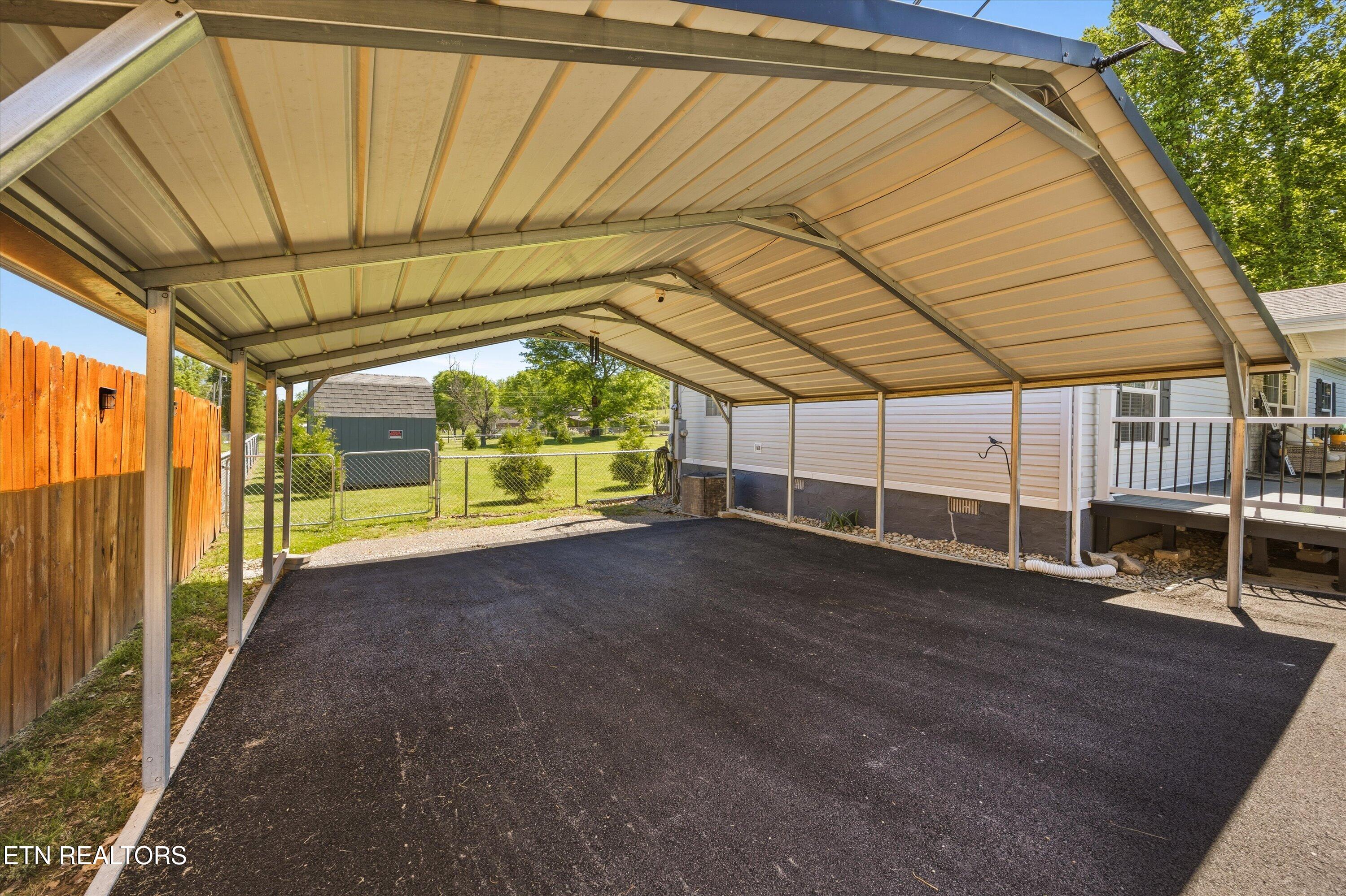 634 Nursery Road Dandridge TN 37725