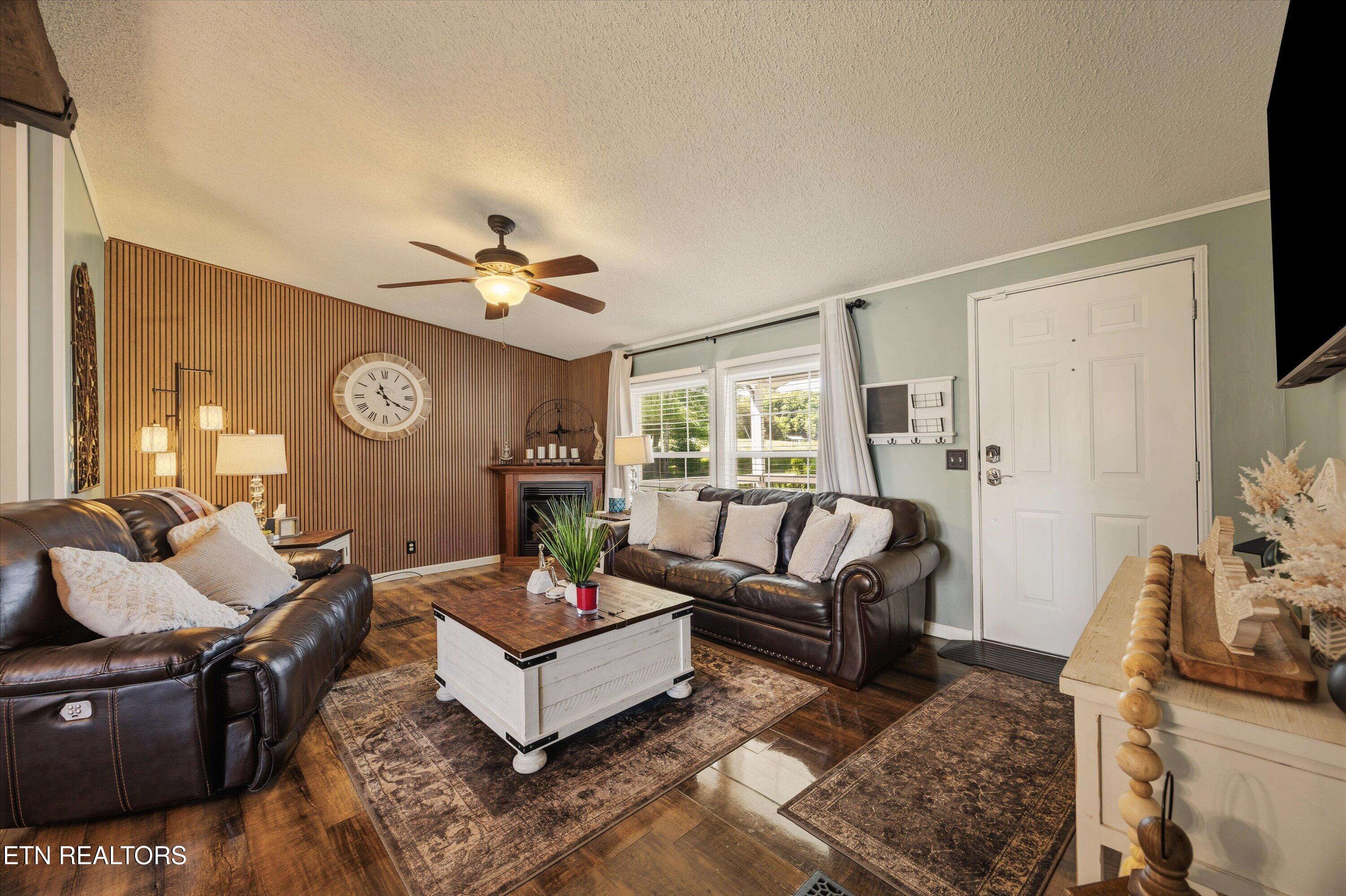634 Nursery Road Dandridge TN 37725