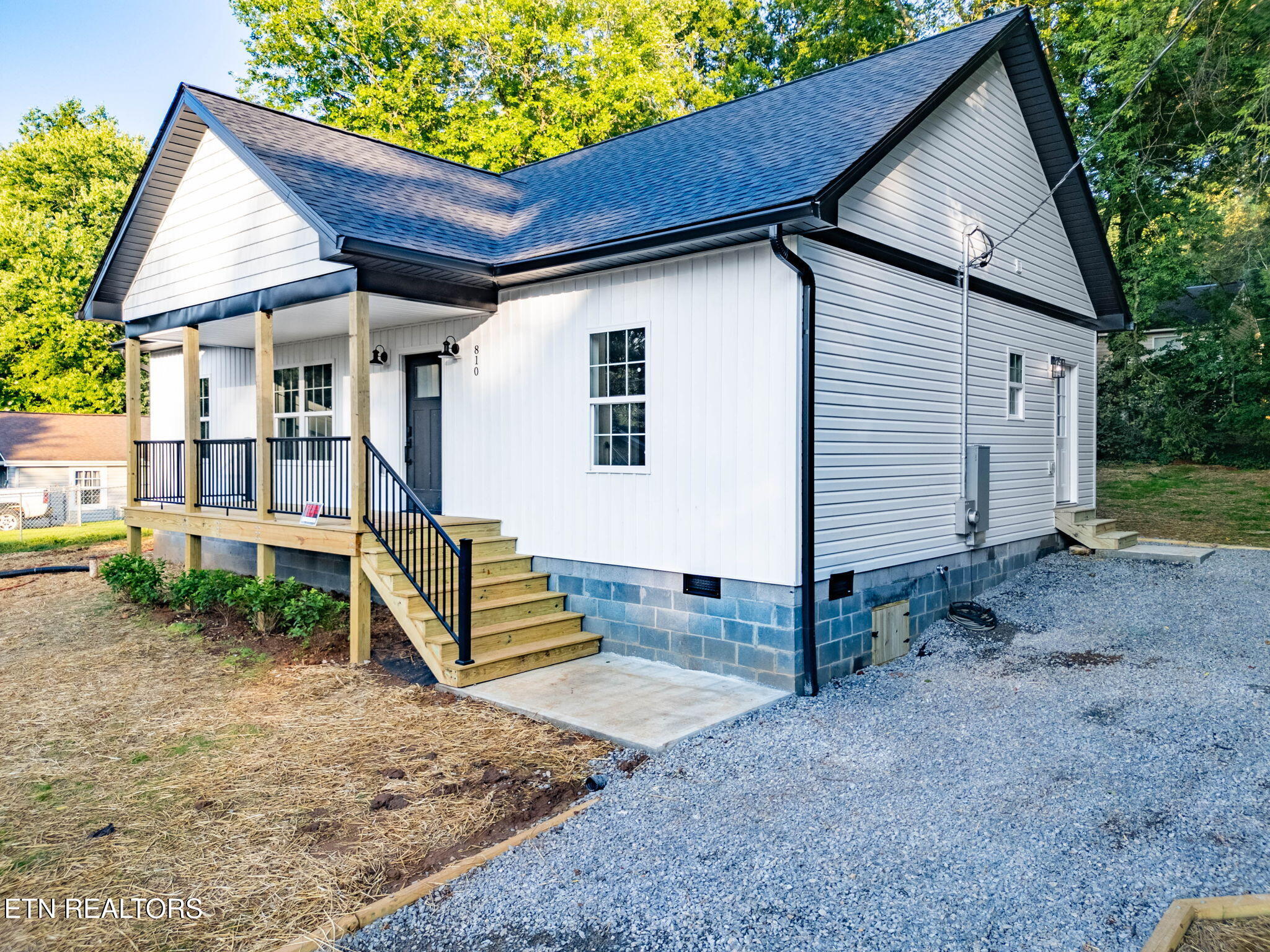 810 SW Spring Drive Knoxville TN 37920