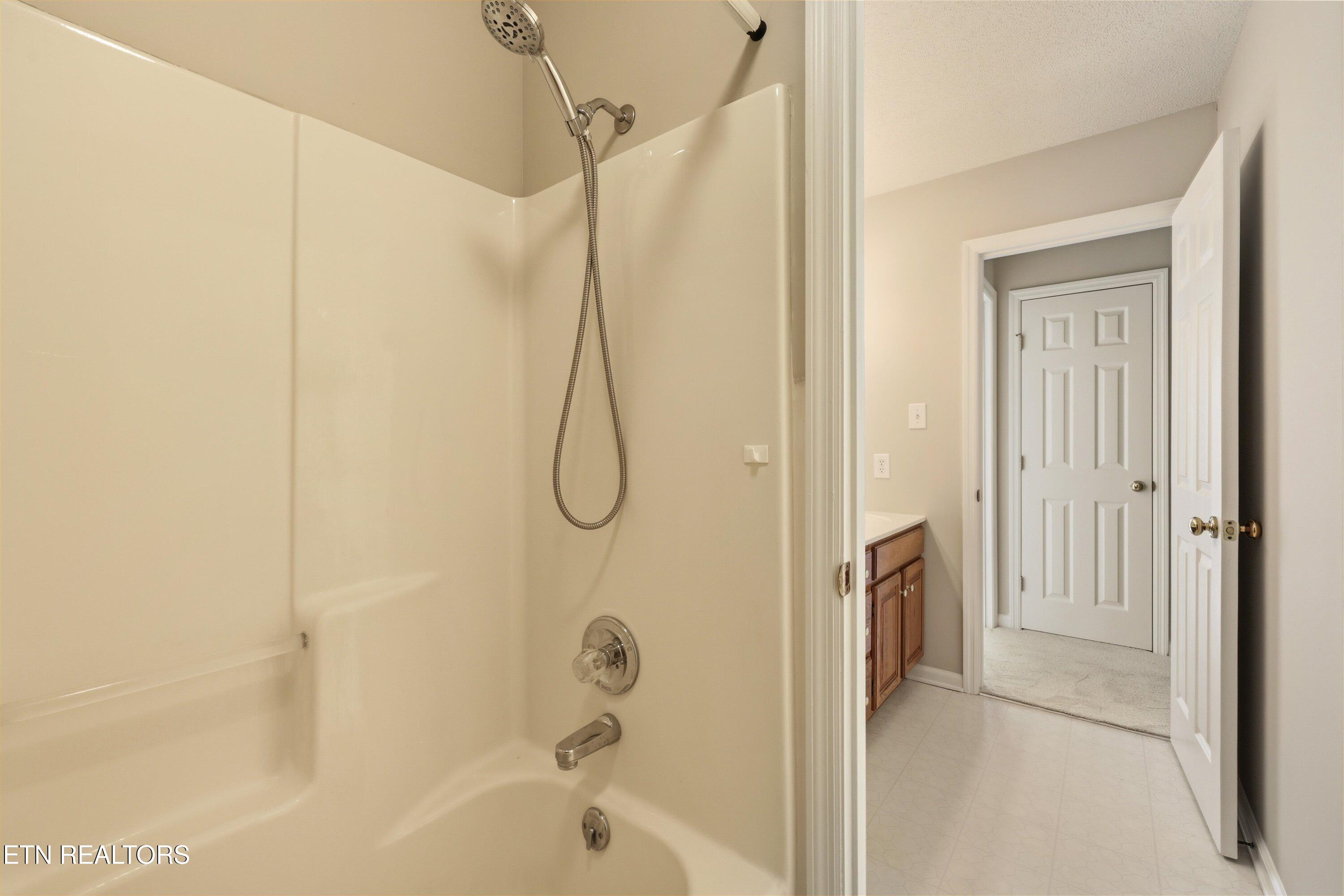3313 Bridlebrooke Drive Knoxville TN 37938