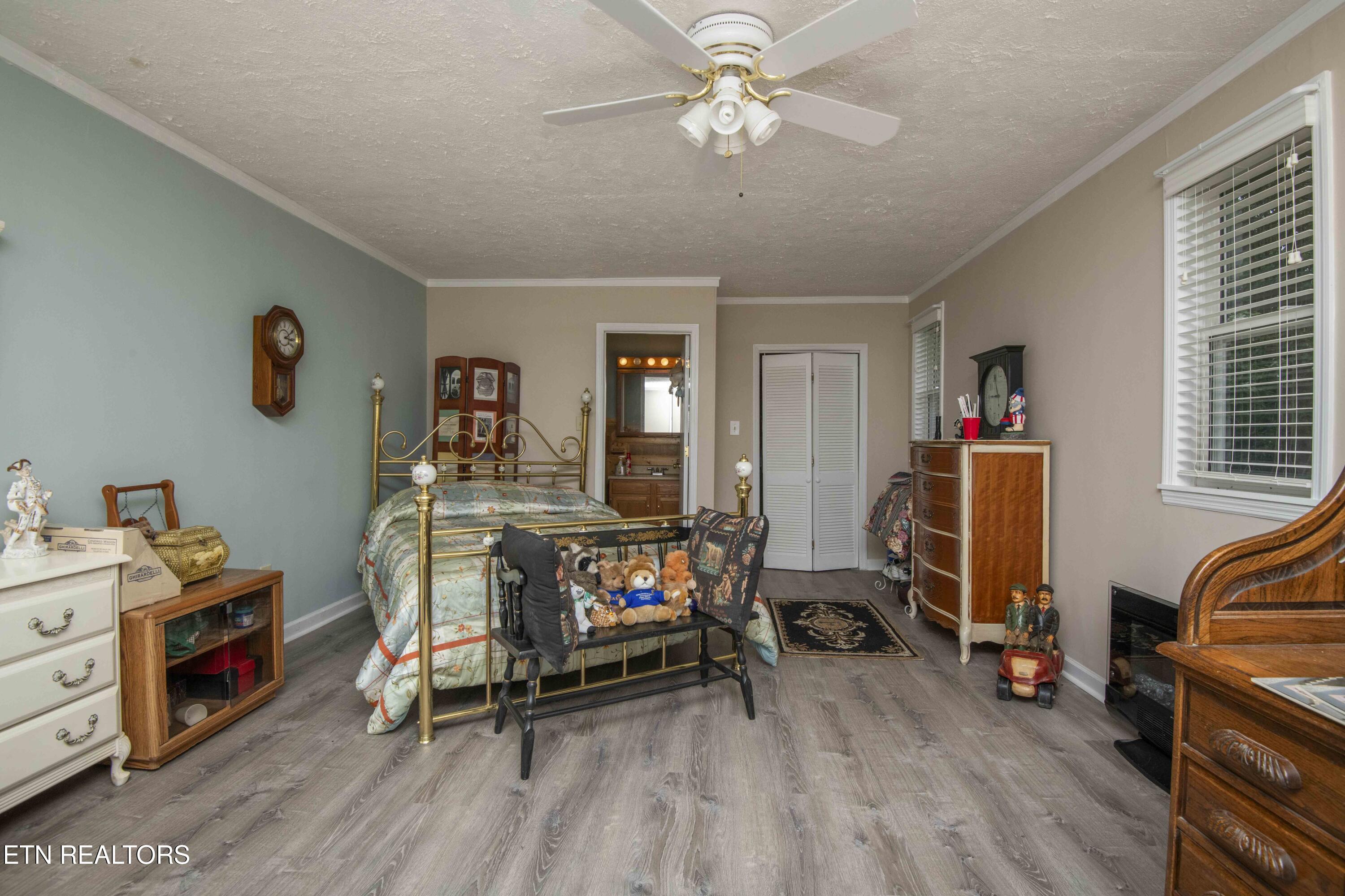 11981 S Highway 127 Crossville TN 38572