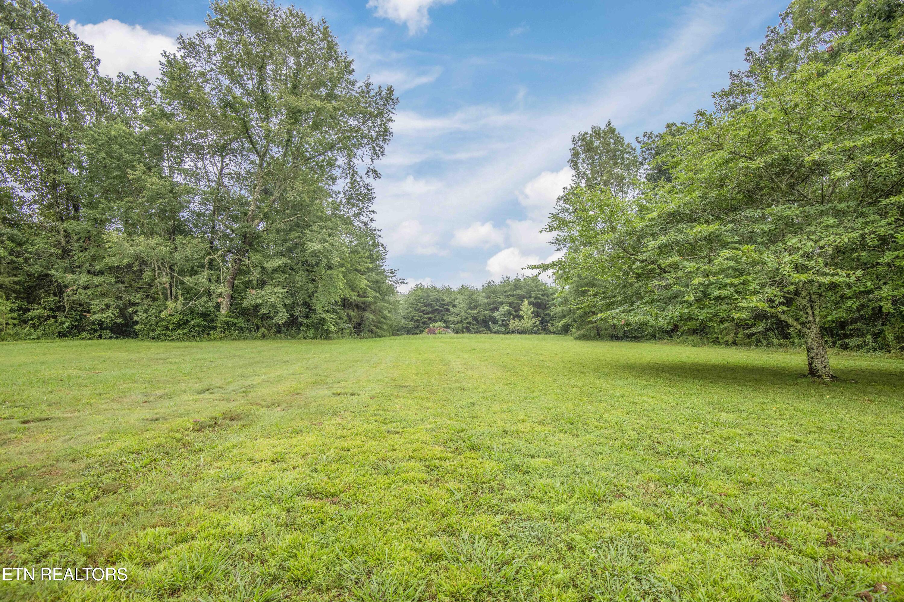 11981 S Highway 127 Crossville TN 38572