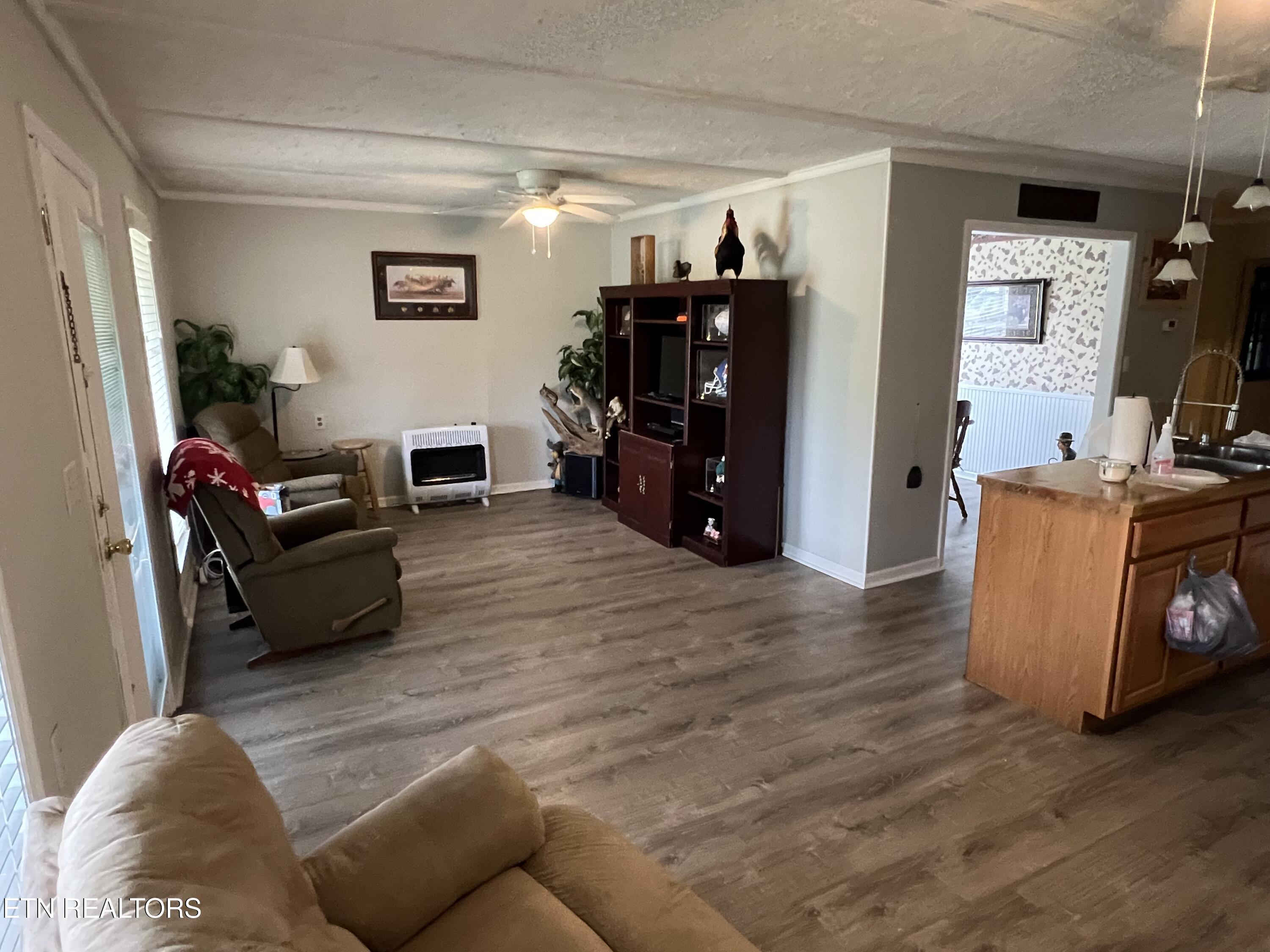 11981 S Highway 127 Crossville TN 38572