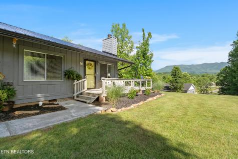 4304 Little Creek Way Cosby TN 37722