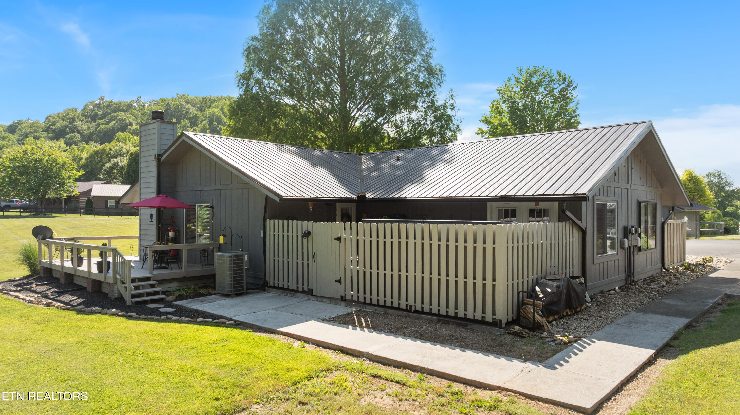 4304 Little Creek Way Cosby TN 37722