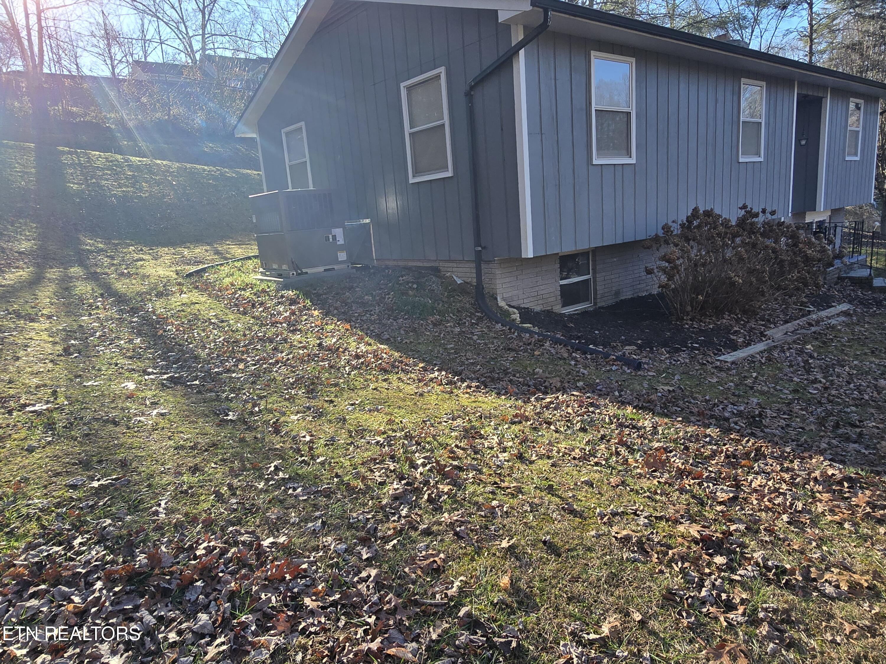 216 Reagan Street Harrogate TN 37752