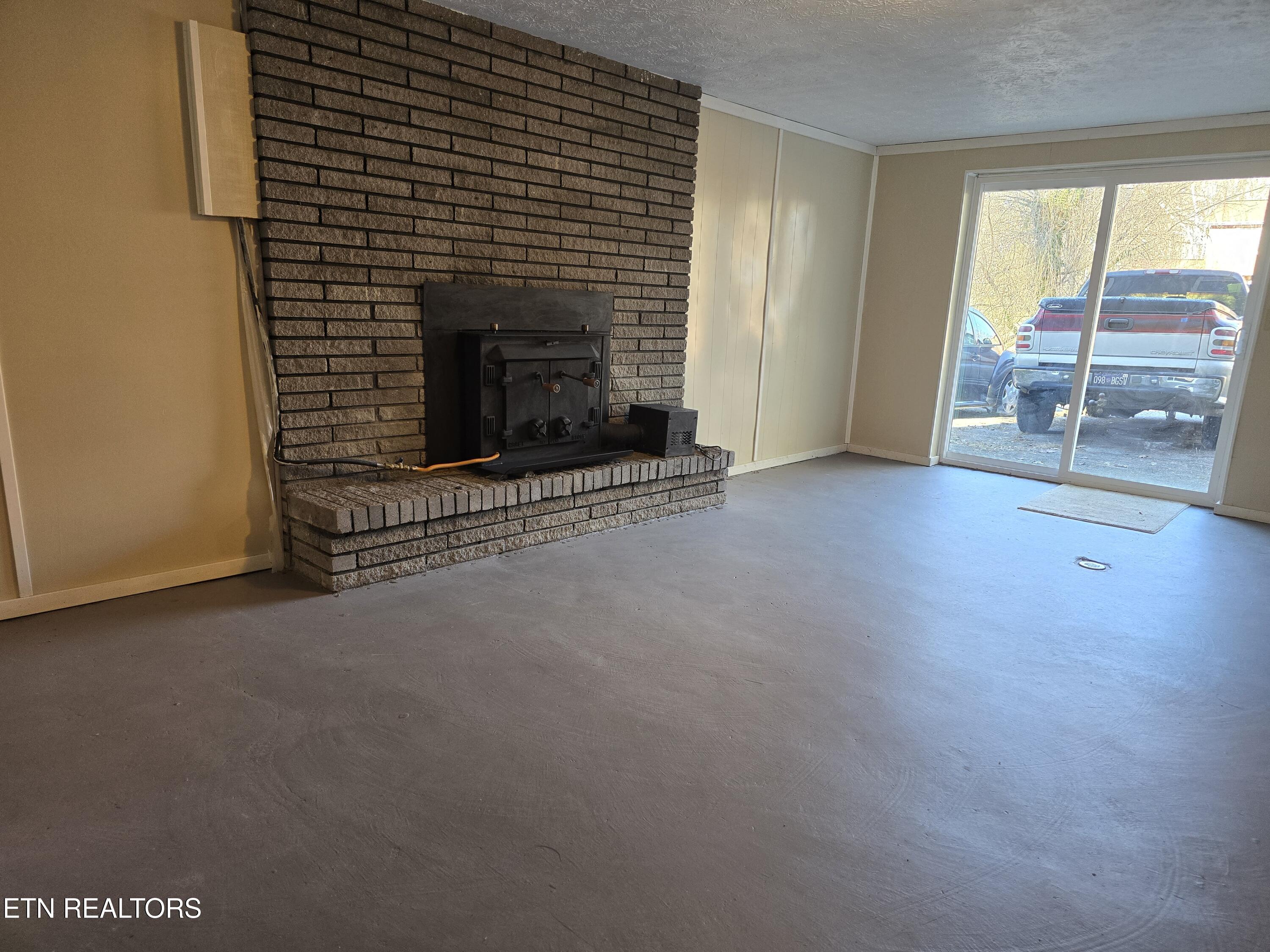 216 Reagan Street Harrogate TN 37752