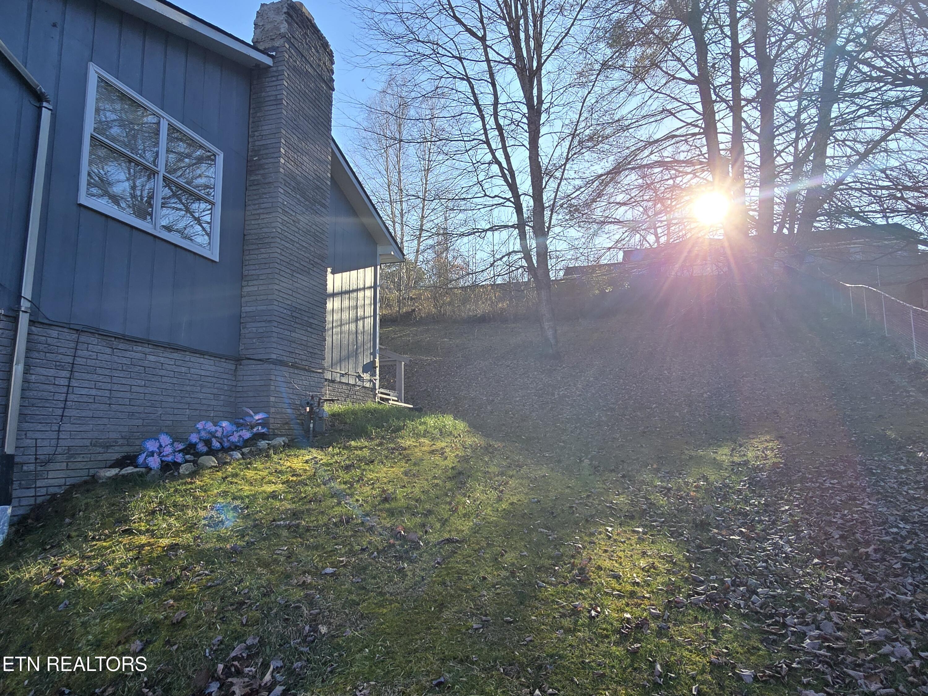 216 Reagan Street Harrogate TN 37752