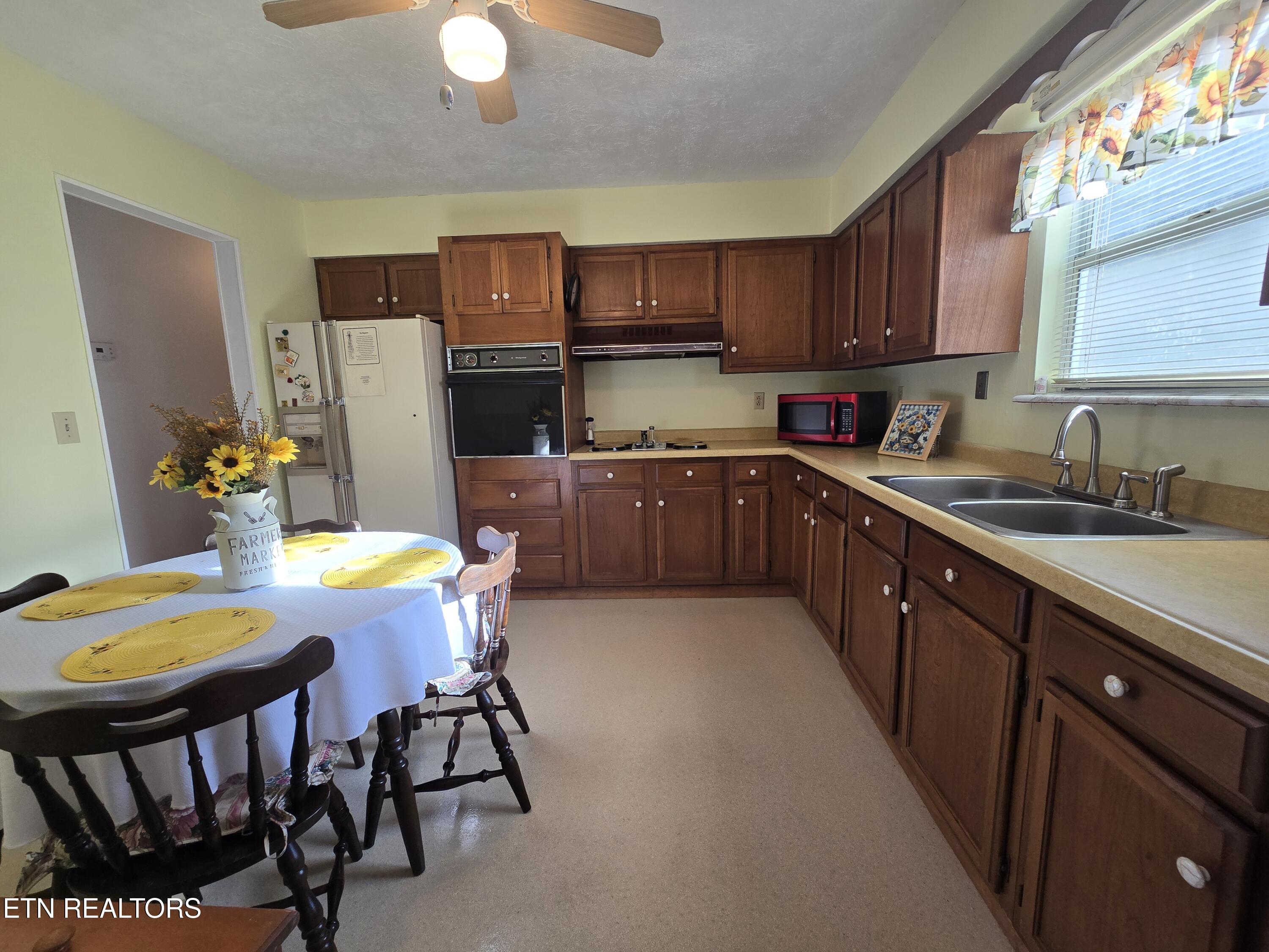 216 Reagan Street Harrogate TN 37752