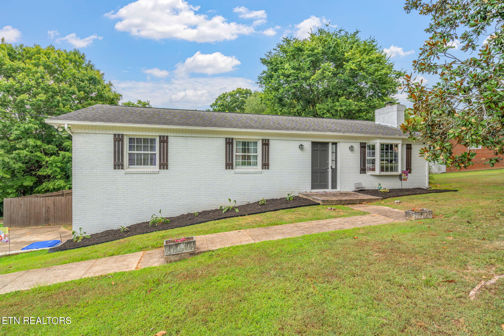 104 Westwood Drive Clinton TN 37716