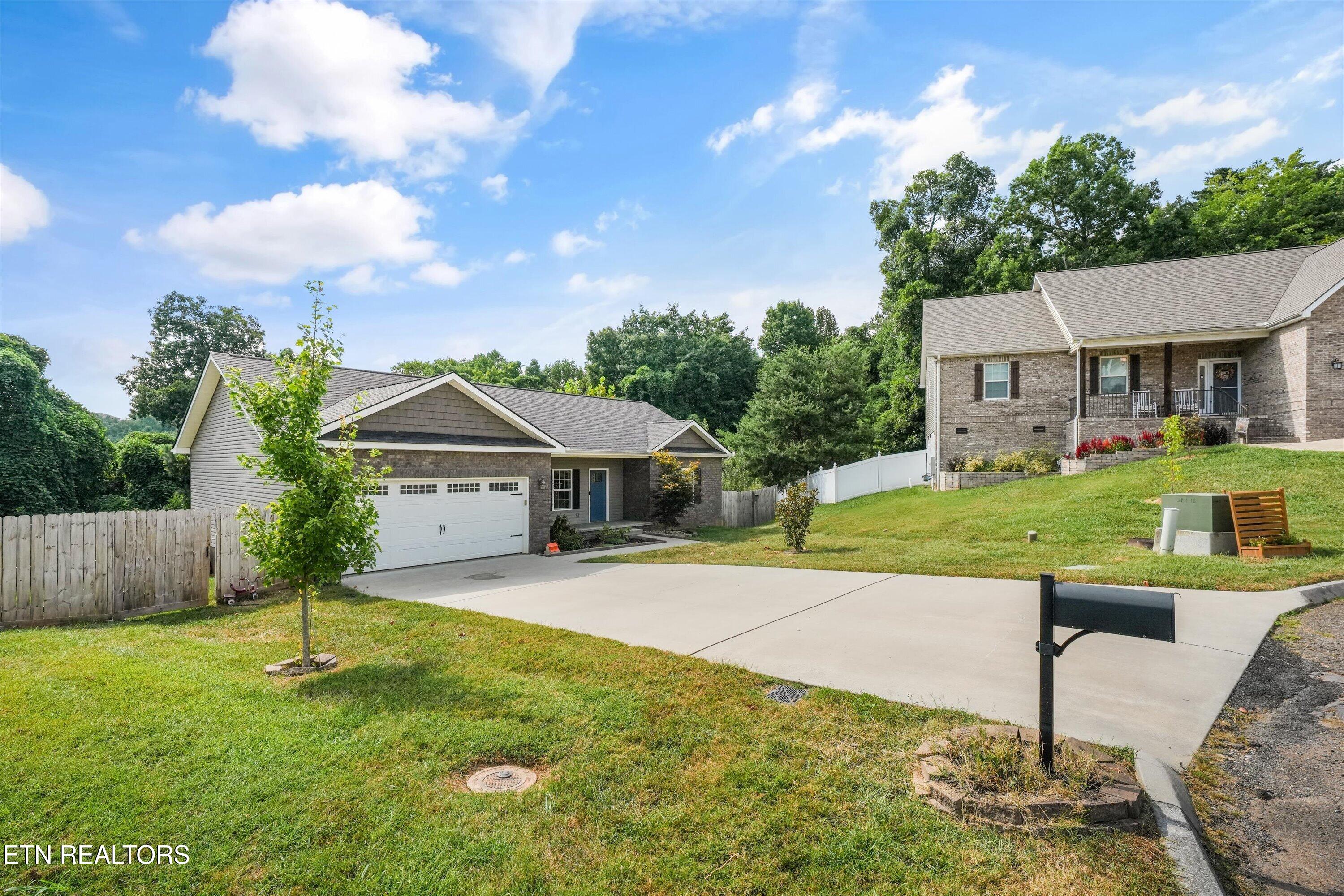 2000 Country Brook Lane Knoxville TN 37921