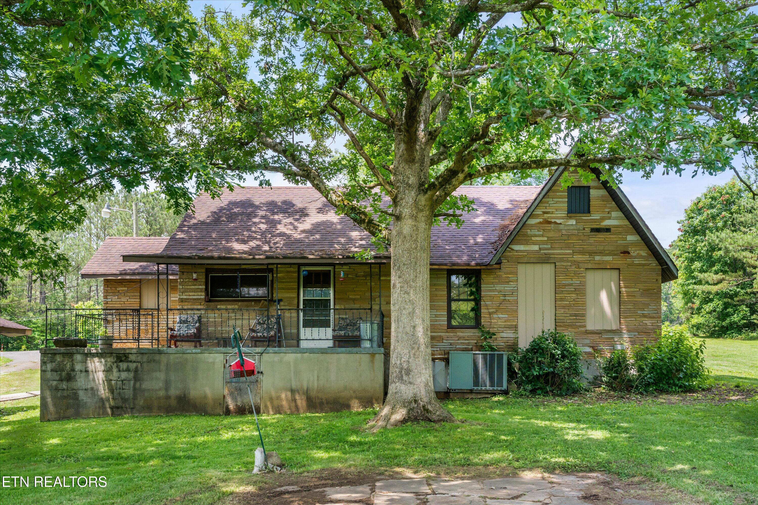 9478 Morgan County Highway Sunbright TN 37872