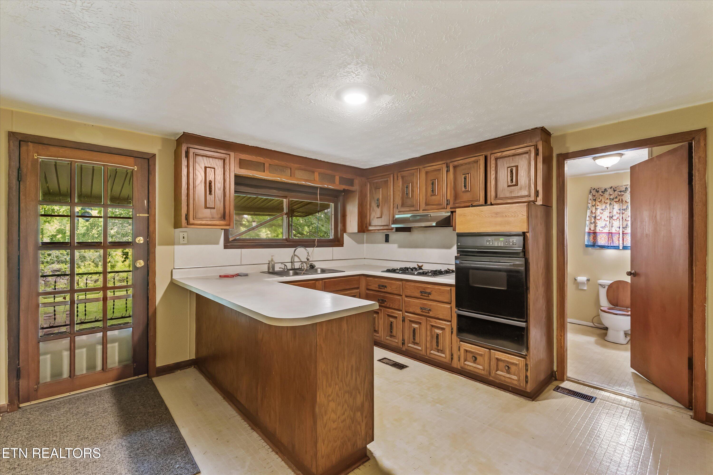 9478 Morgan County Highway Sunbright TN 37872