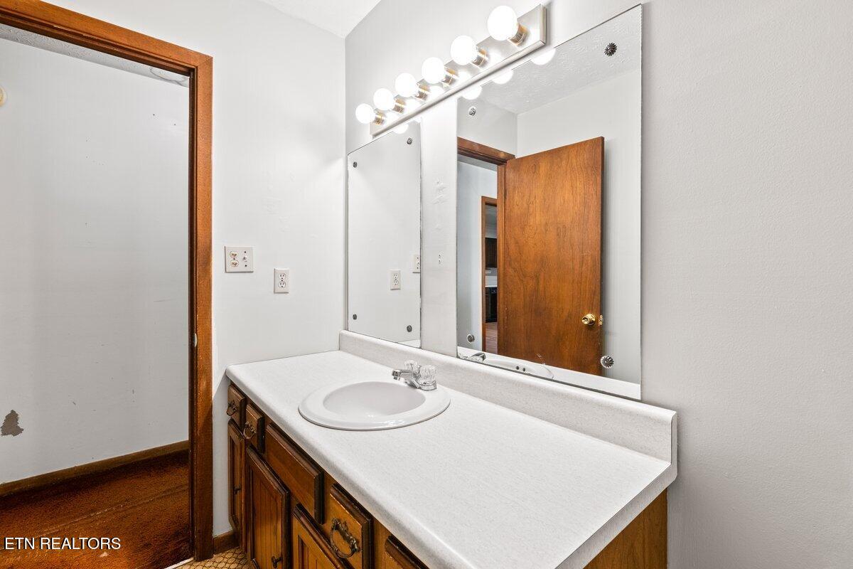 118 Big Valley Road Andersonville TN 37705
