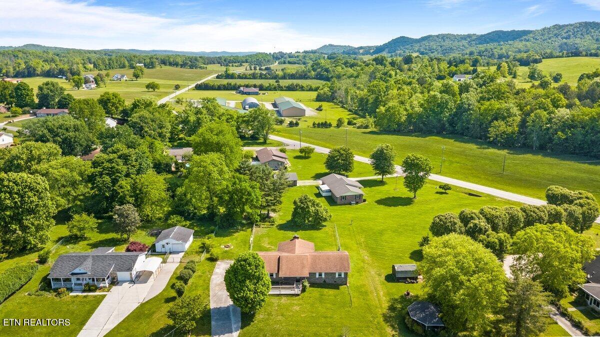 118 Big Valley Road Andersonville TN 37705