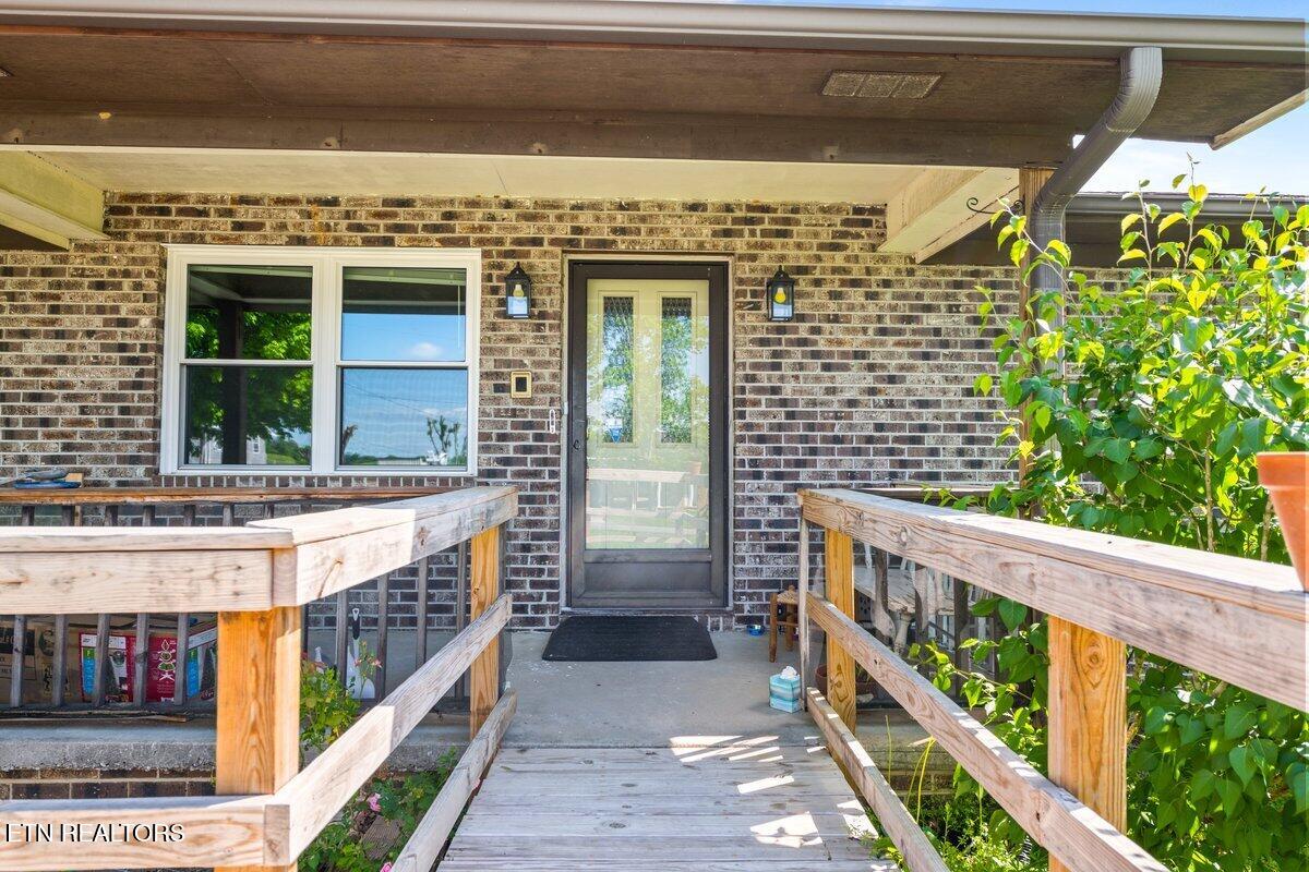 118 Big Valley Road Andersonville TN 37705