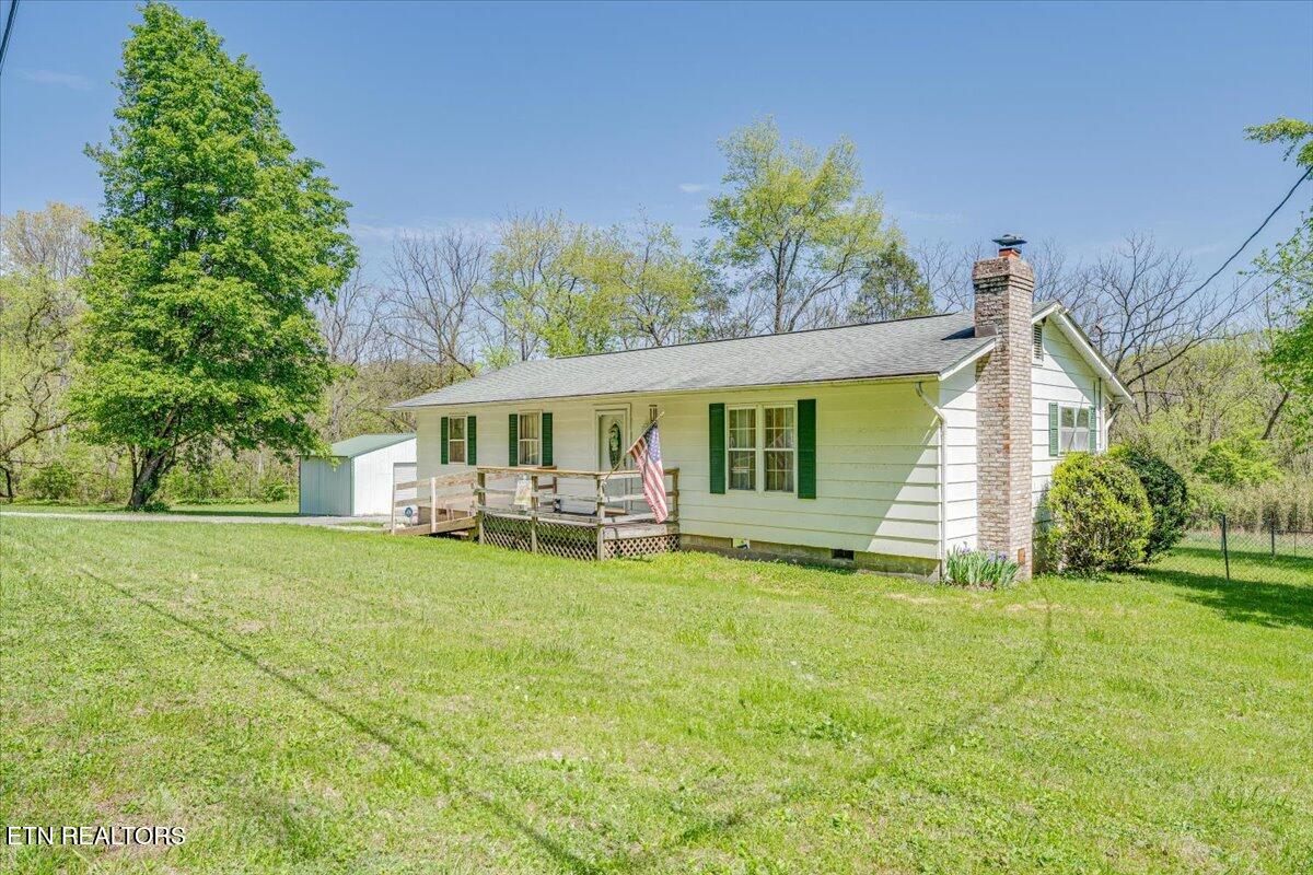 1202 E Bullrun Valley Drive Powell TN 37849