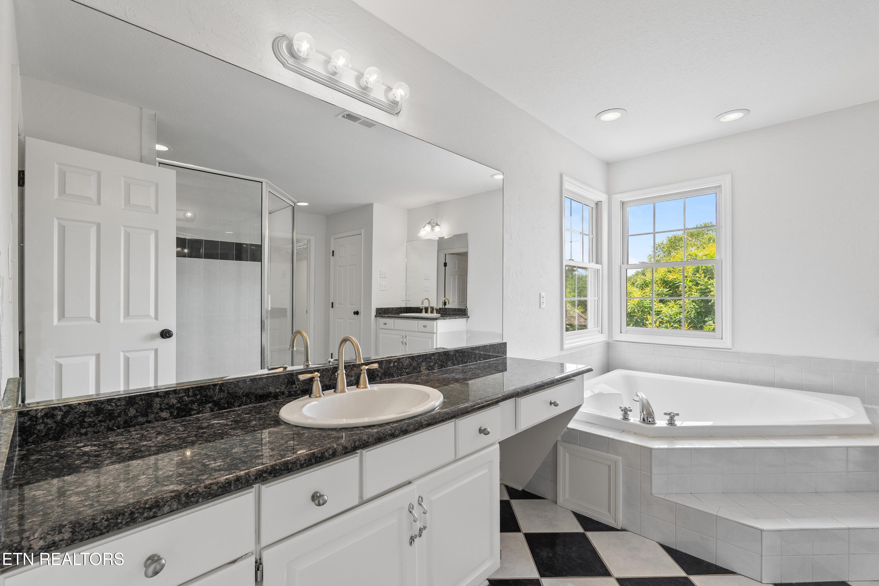 612 Sandpiper Drive Vonore TN 37885