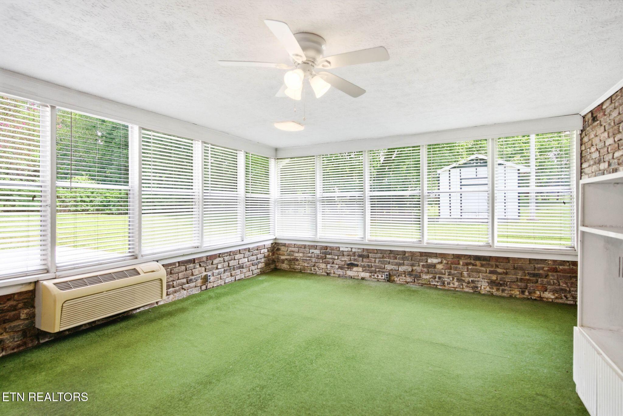 1720 Vada Circle Knoxville TN 37912