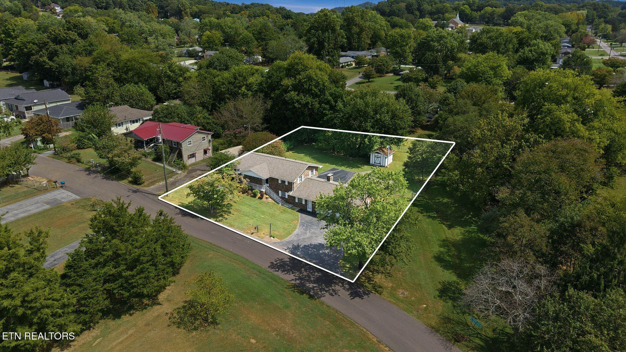1720 Vada Circle Knoxville TN 37912