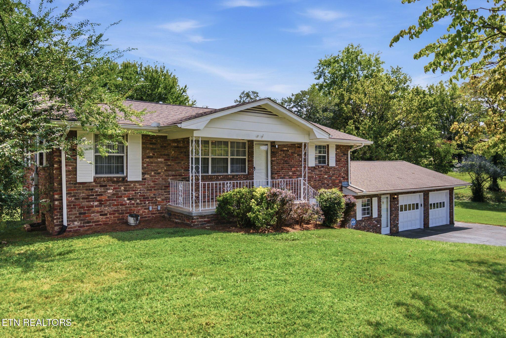 1720 Vada Circle Knoxville TN 37912