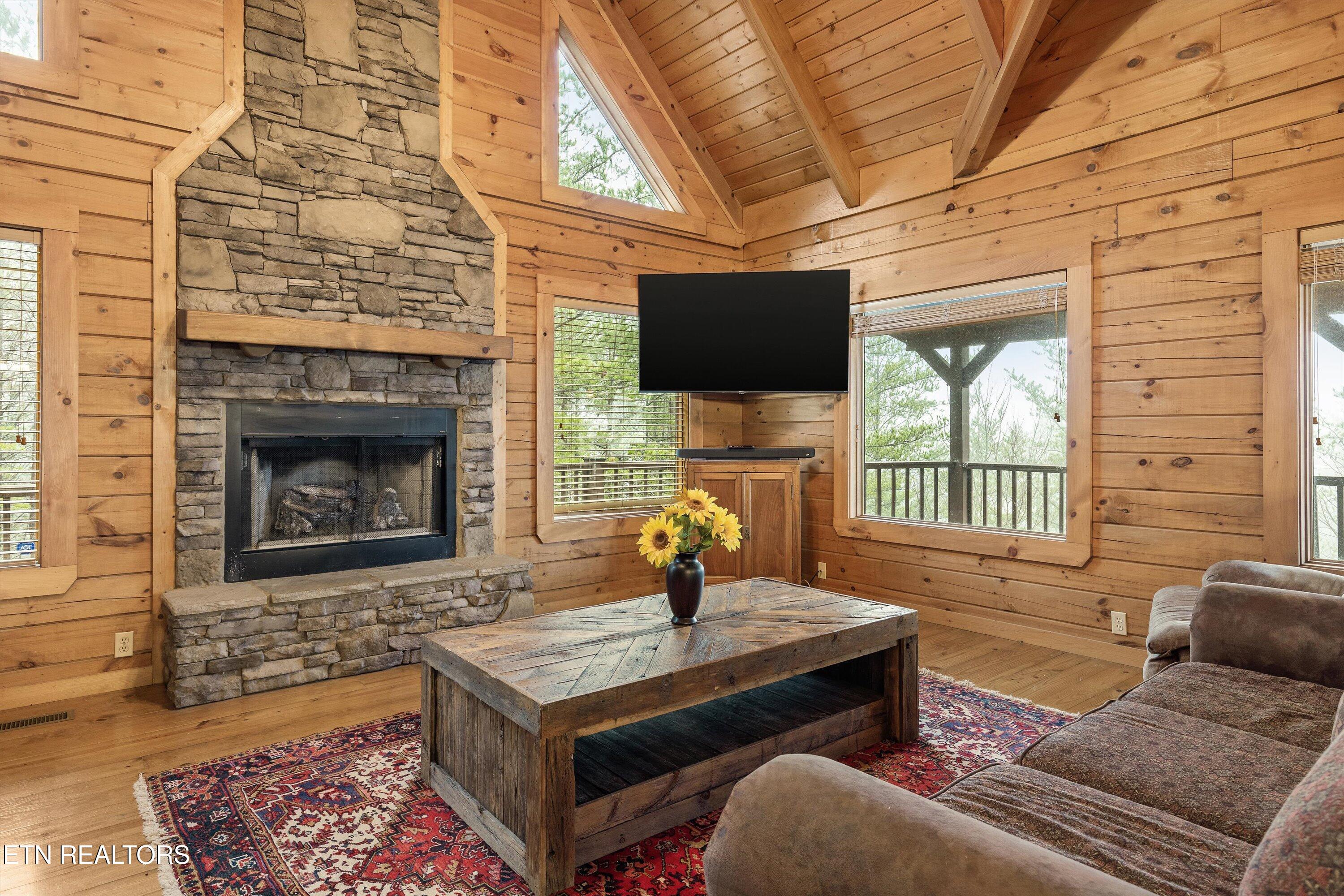 3660 Marian Lake Way Sevierville TN 37862