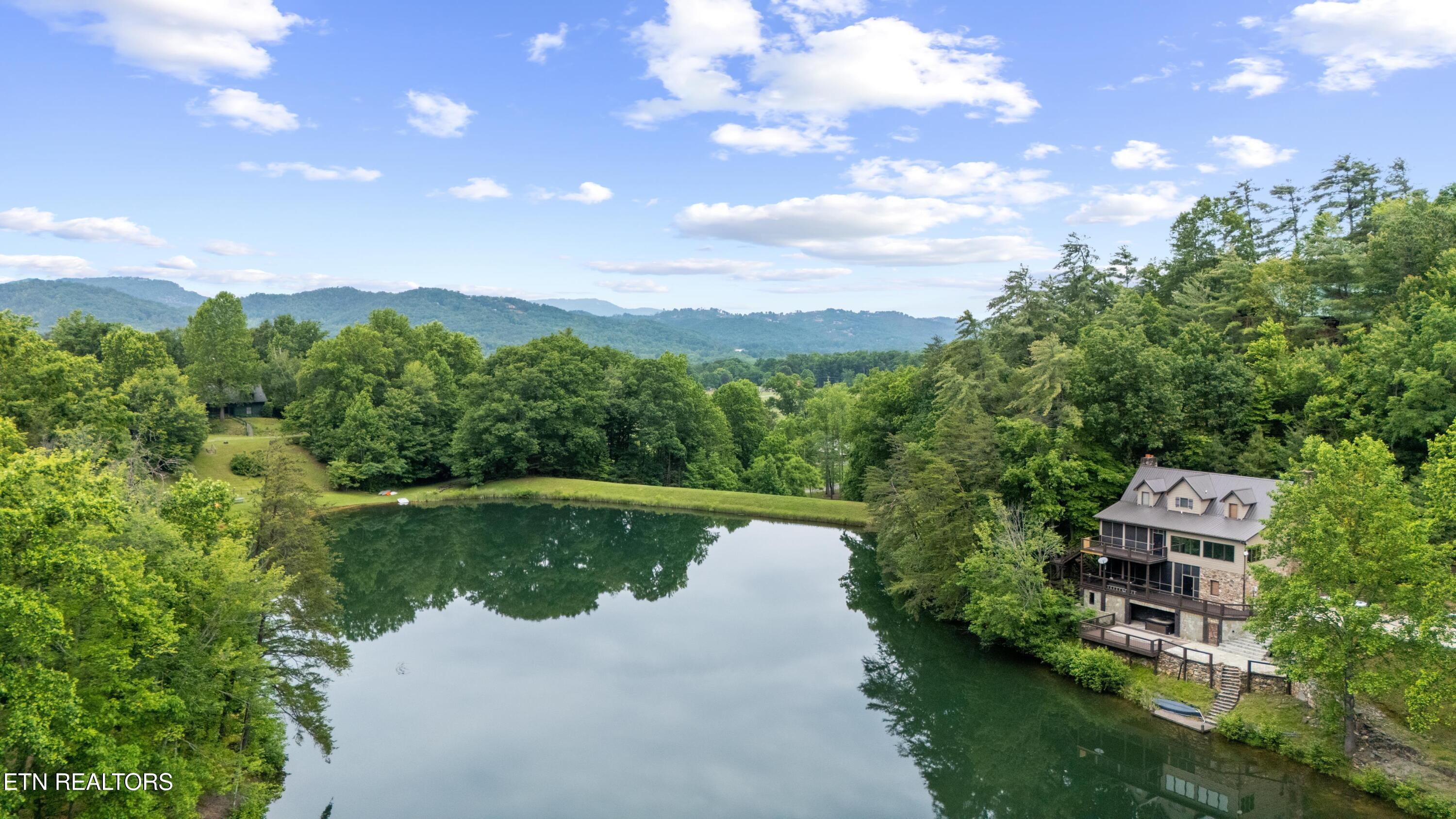 3660 Marian Lake Way Sevierville TN 37862