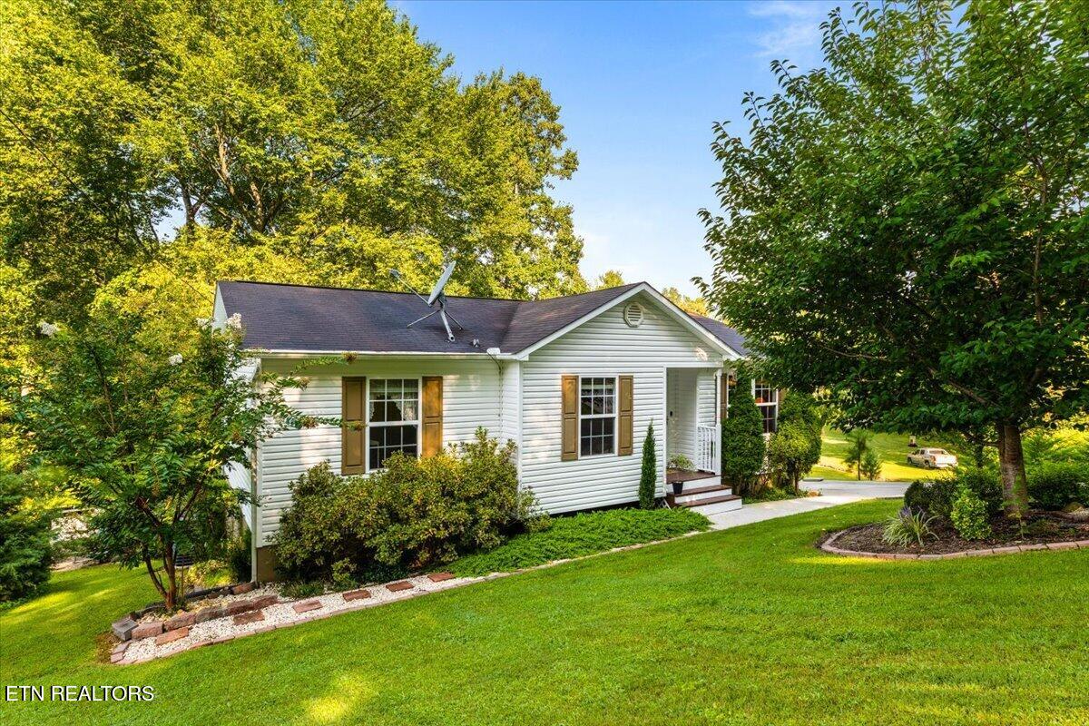 124 Mac Ivey Lane Lafollette TN 37766