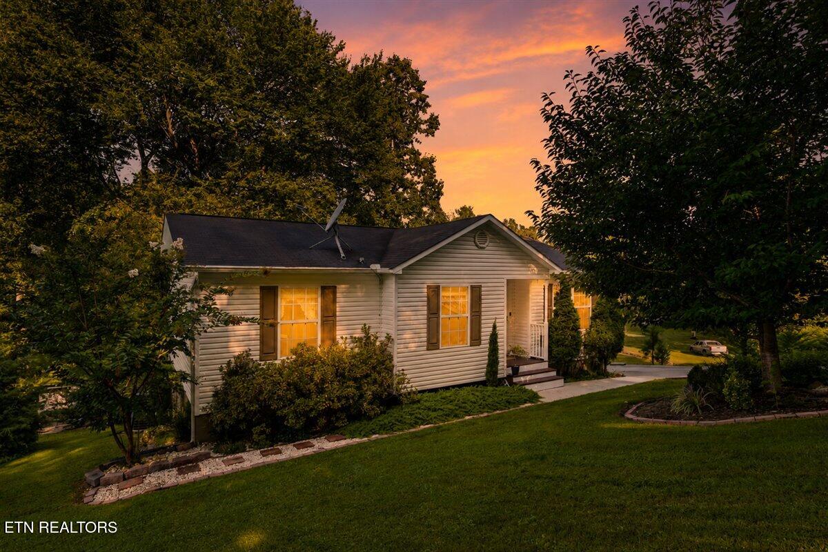 124 Mac Ivey Lane Lafollette TN 37766