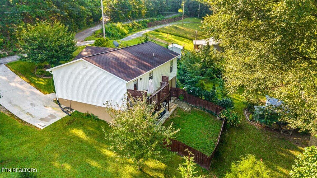 124 Mac Ivey Lane Lafollette TN 37766